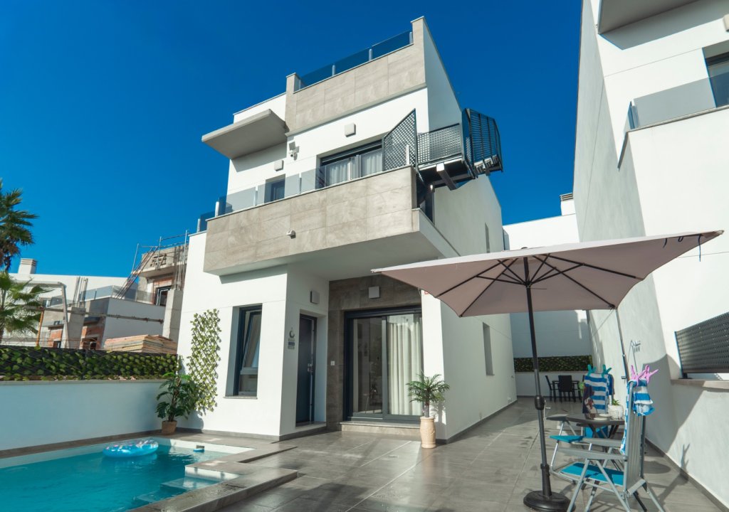 Resale - Detached House / Villa - Torrevieja - La Florida