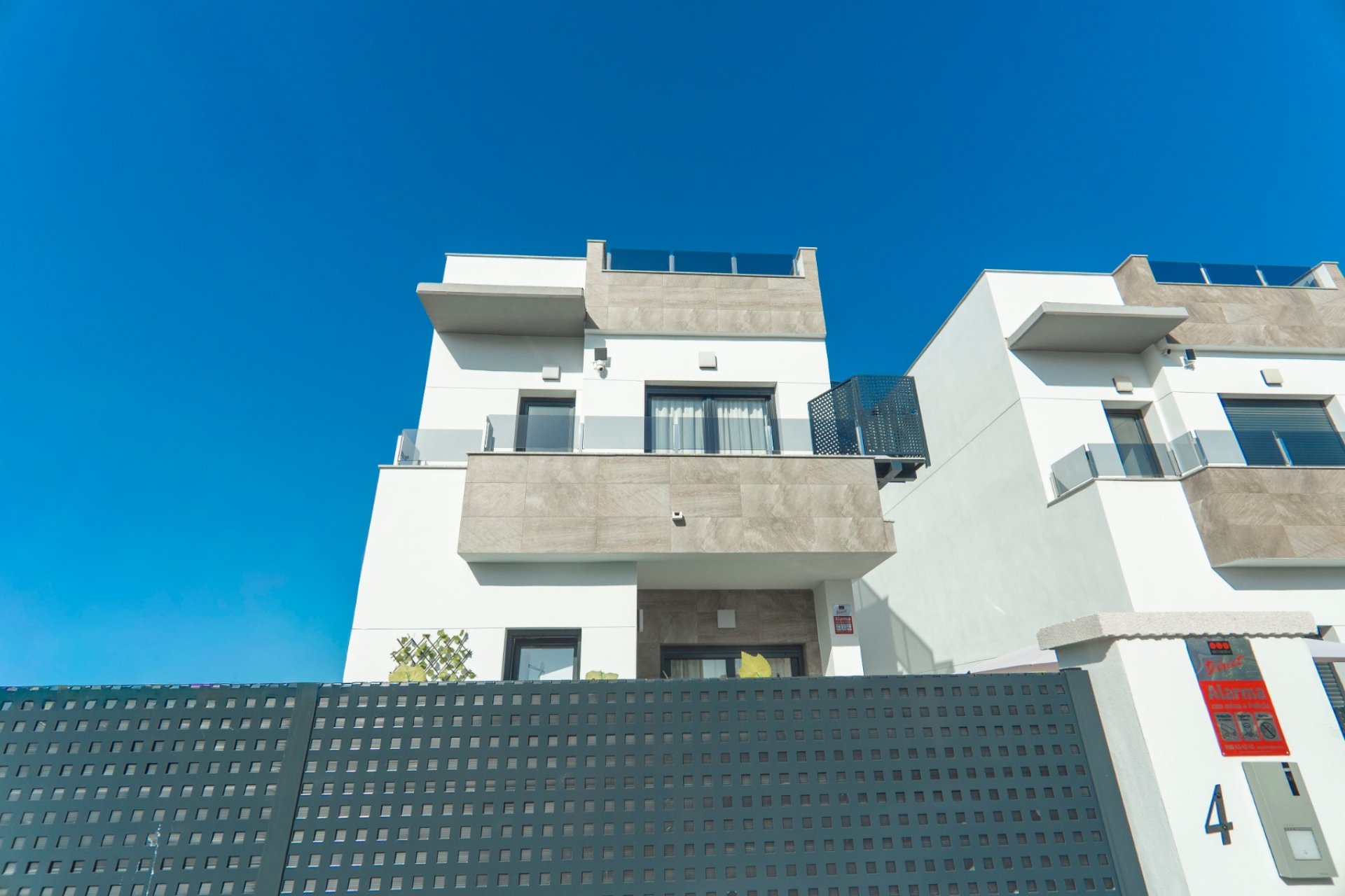 Resale - Detached House / Villa - Torrevieja - La Florida