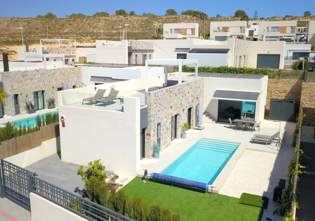 Resale - Detached villa - Algorfa - La Finca Golf Resort