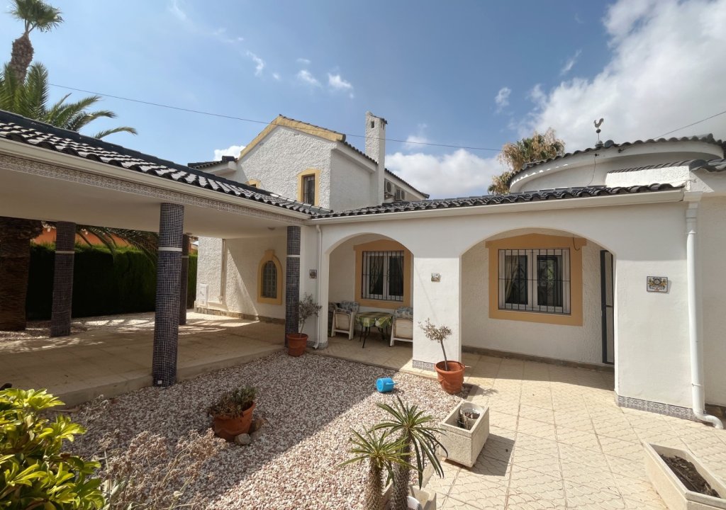 Resale - Detached villa - Ciudad Quesada - Central Quesada
