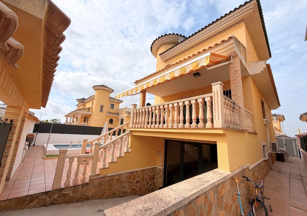 Resale - Detached villa - Ciudad Quesada - Lo Crispin