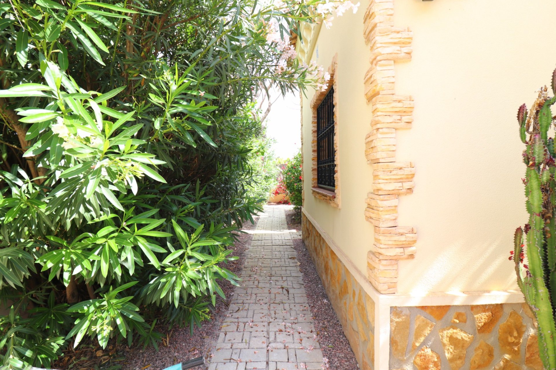Resale - Detached villa - Formentera del Segura - Fincas de La Vega