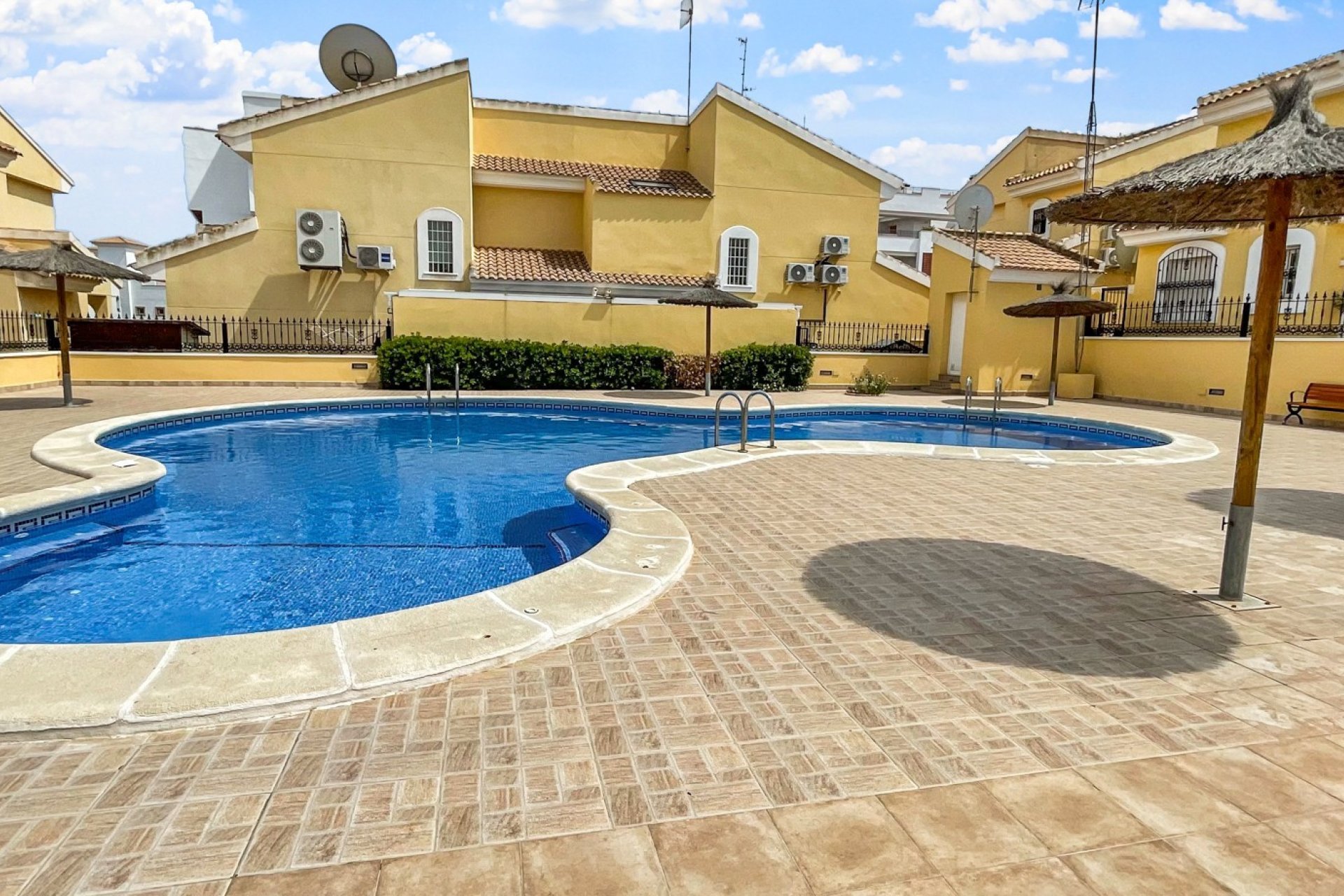 Resale - Detached villa - Orihuela Costa - Los Dolses