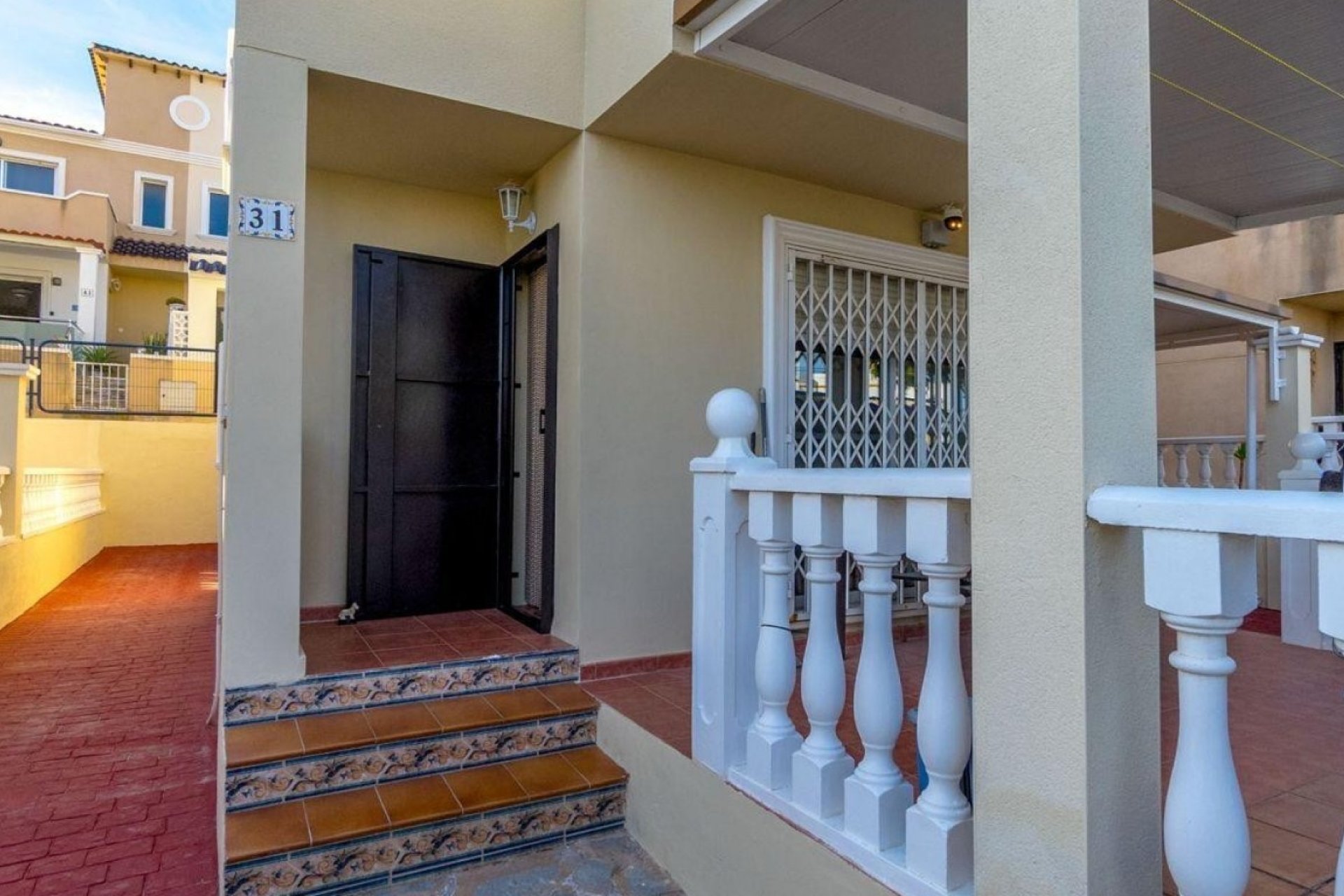 Resale - Detached villa - Orihuela Costa - Villamartín