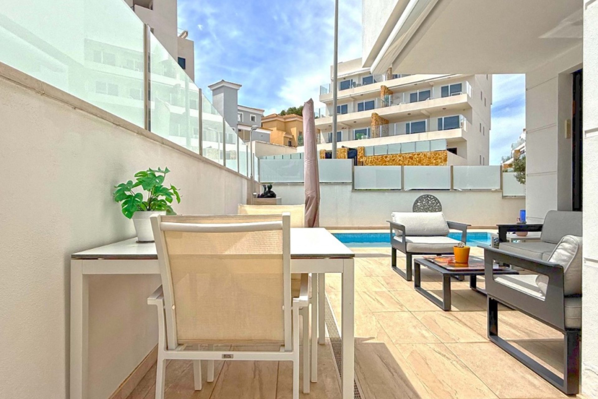 Resale - Detached villa - Orihuela Costa - Villamartín