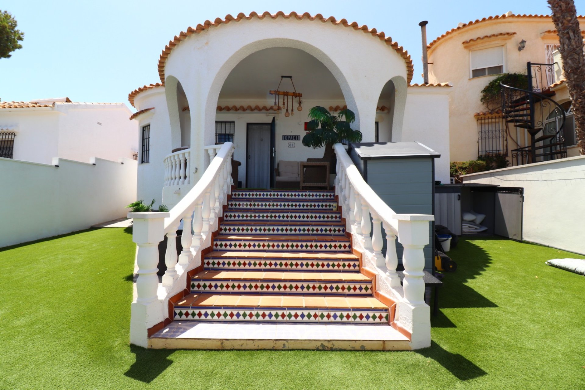 Resale - Detached villa - Orihuela Costa - Villamartin