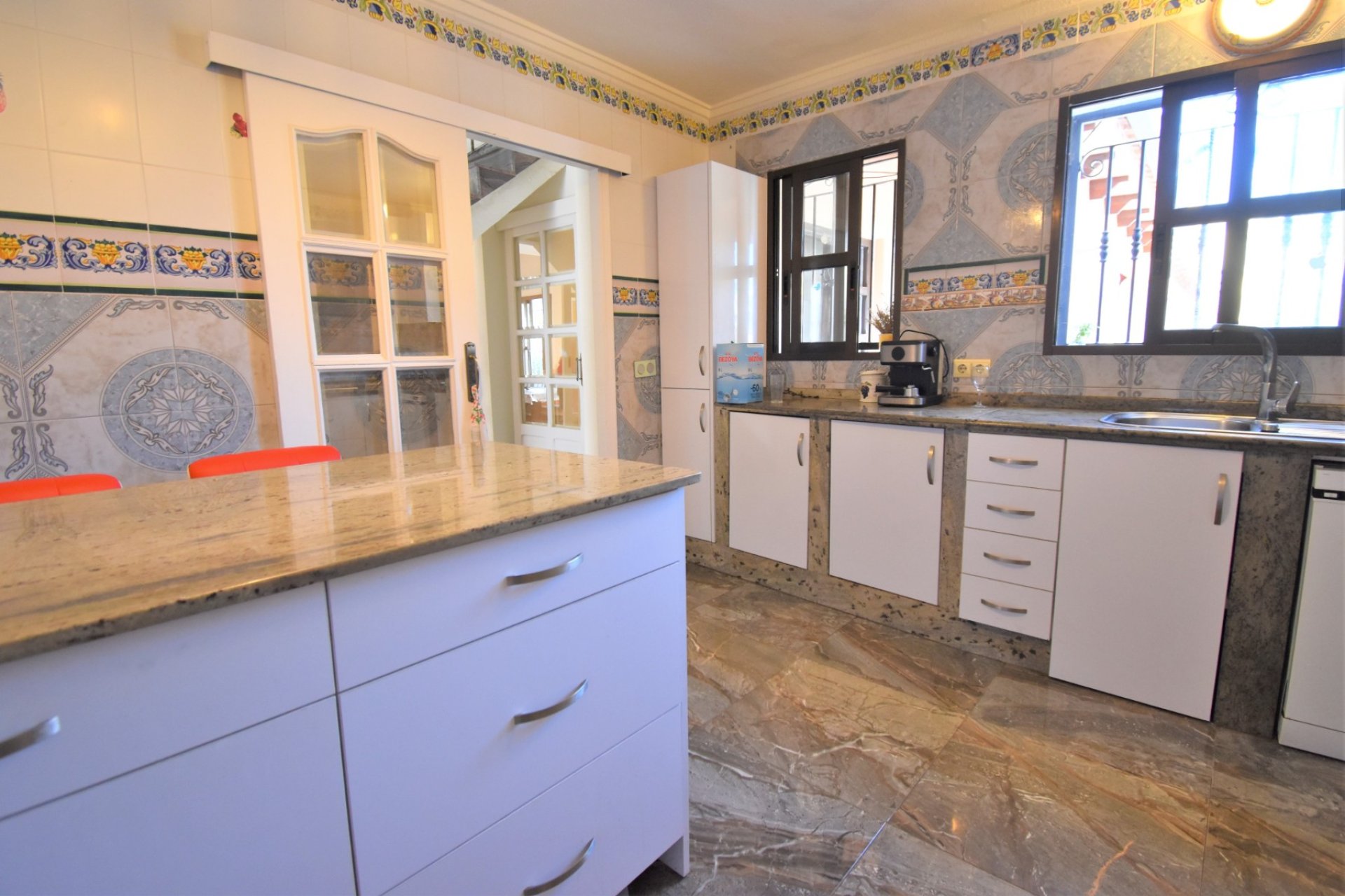 Resale - Detached villa - Orihuela Costa - Villamartin