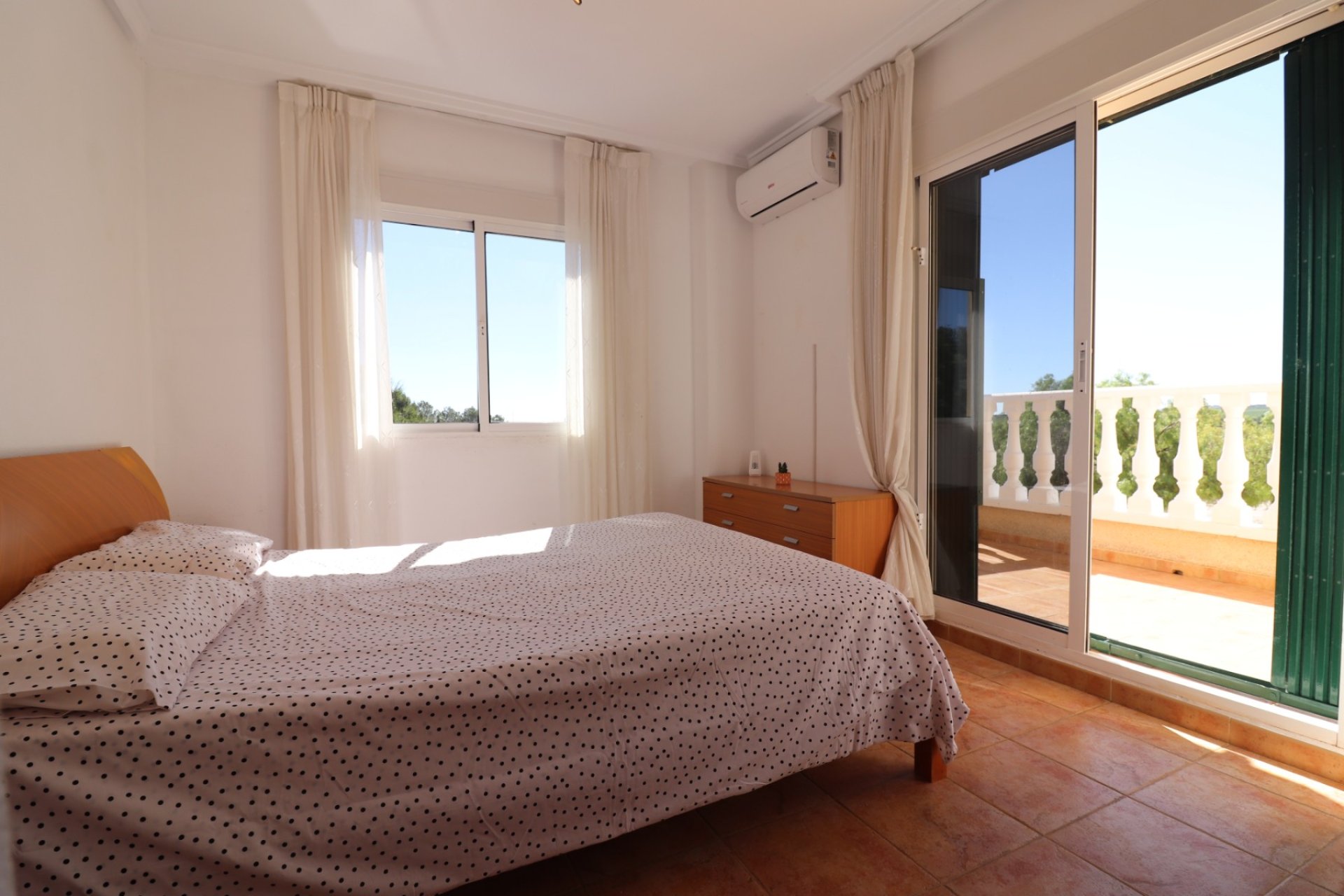 Resale - Detached villa - San Miguel de Salinas - Lake View Mansions