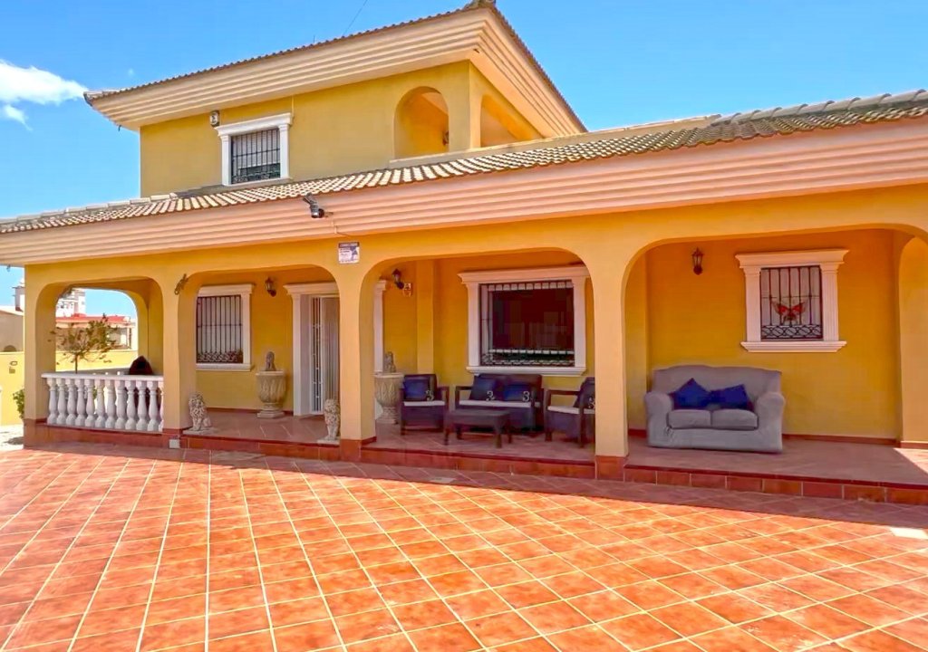 Resale - Detached villa - Torrevieja - Los Balcones - Los Altos del Edén