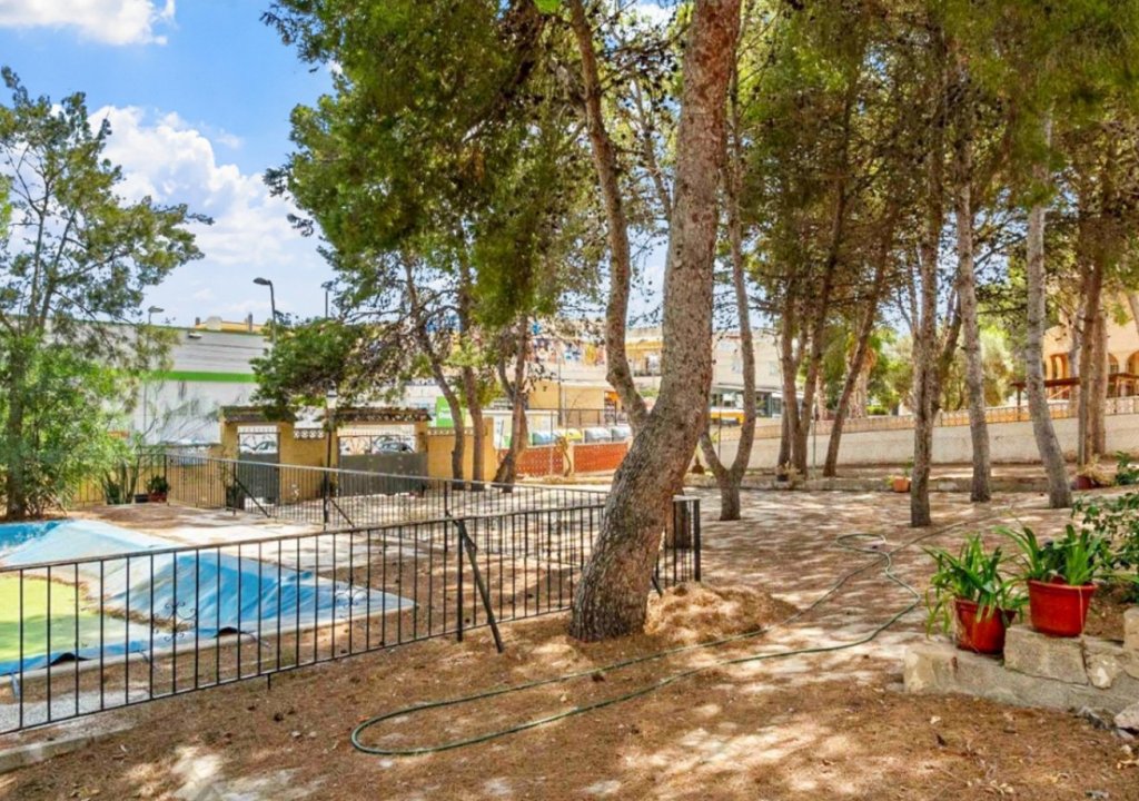 Resale - Detached villa - Torrevieja - Los Balcones - Los Altos del Edén