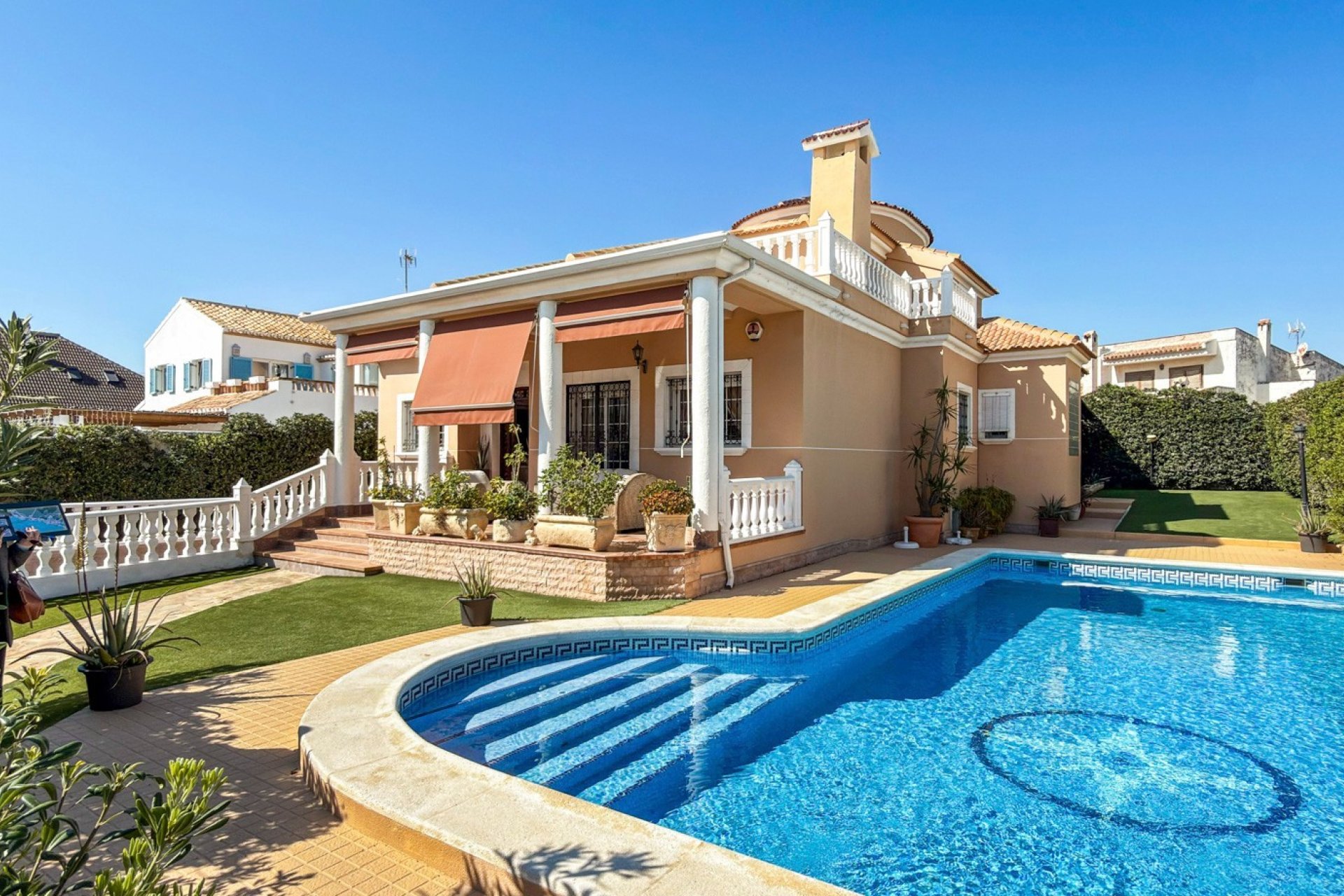 Resale - Detached villa - Torrevieja - Torrelamata - La Mata