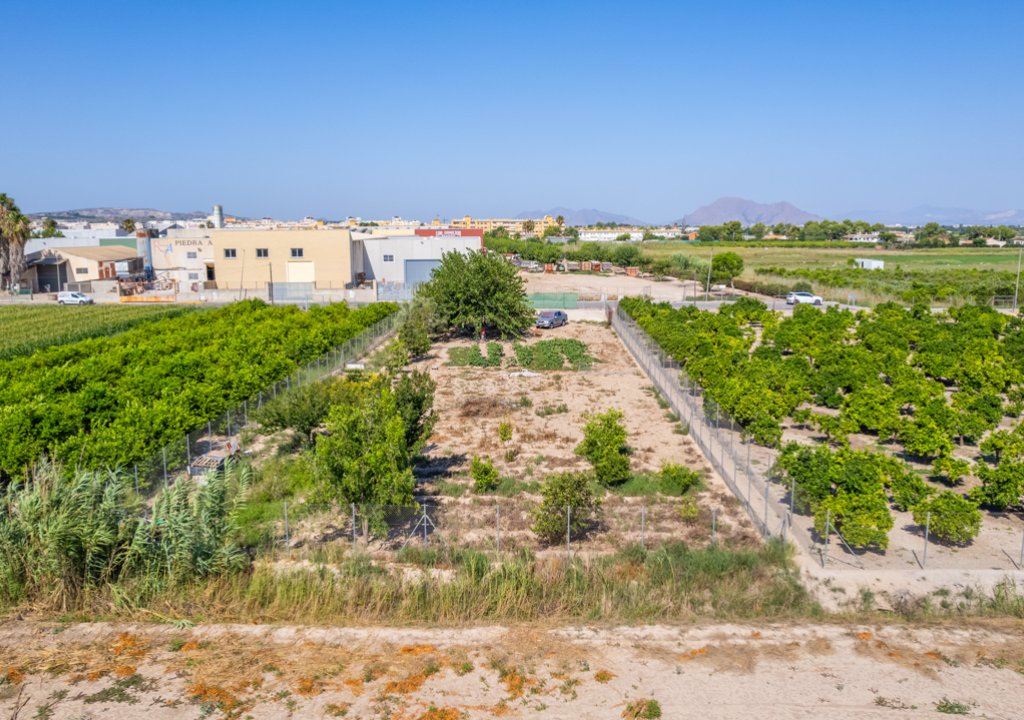 Resale - Plot / Land - Formentera de Segura