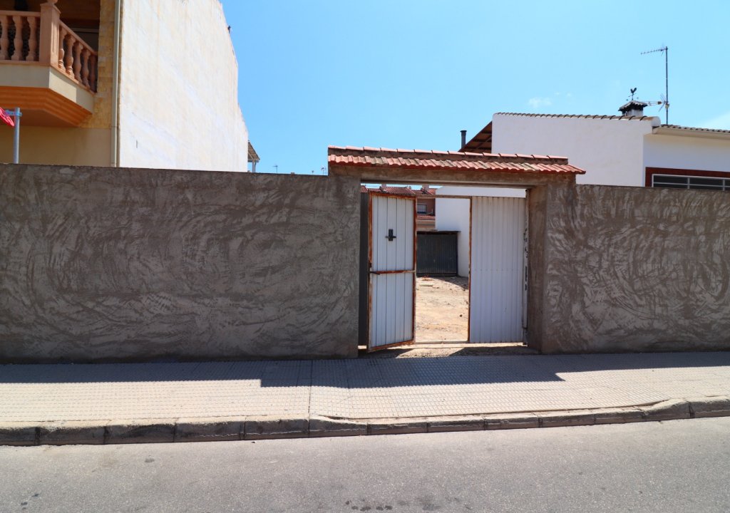 Resale - Plot of land - Formentera del Segura - Formentera - Village