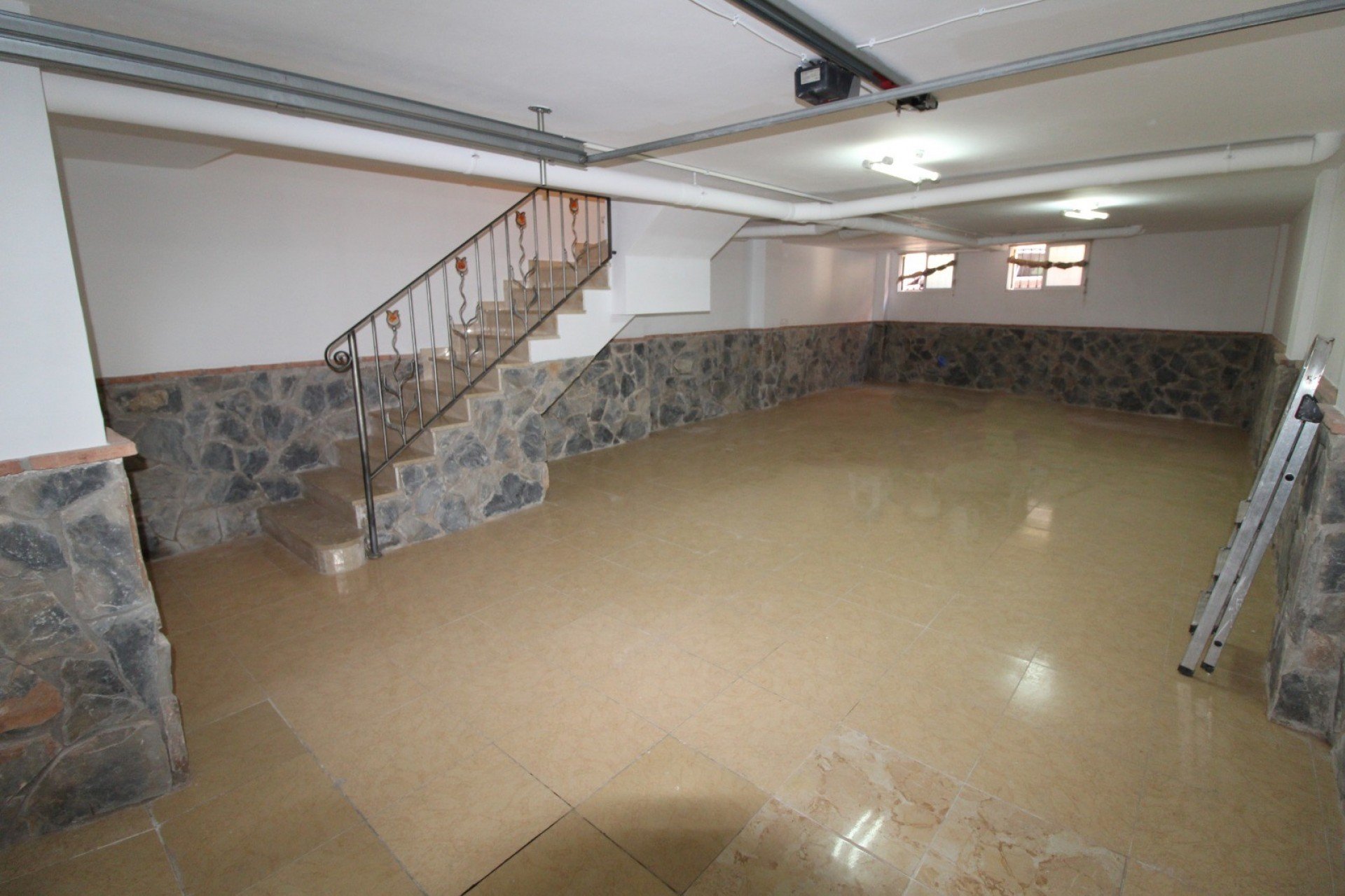 Resale - Semi Detached - Catral - pueblo