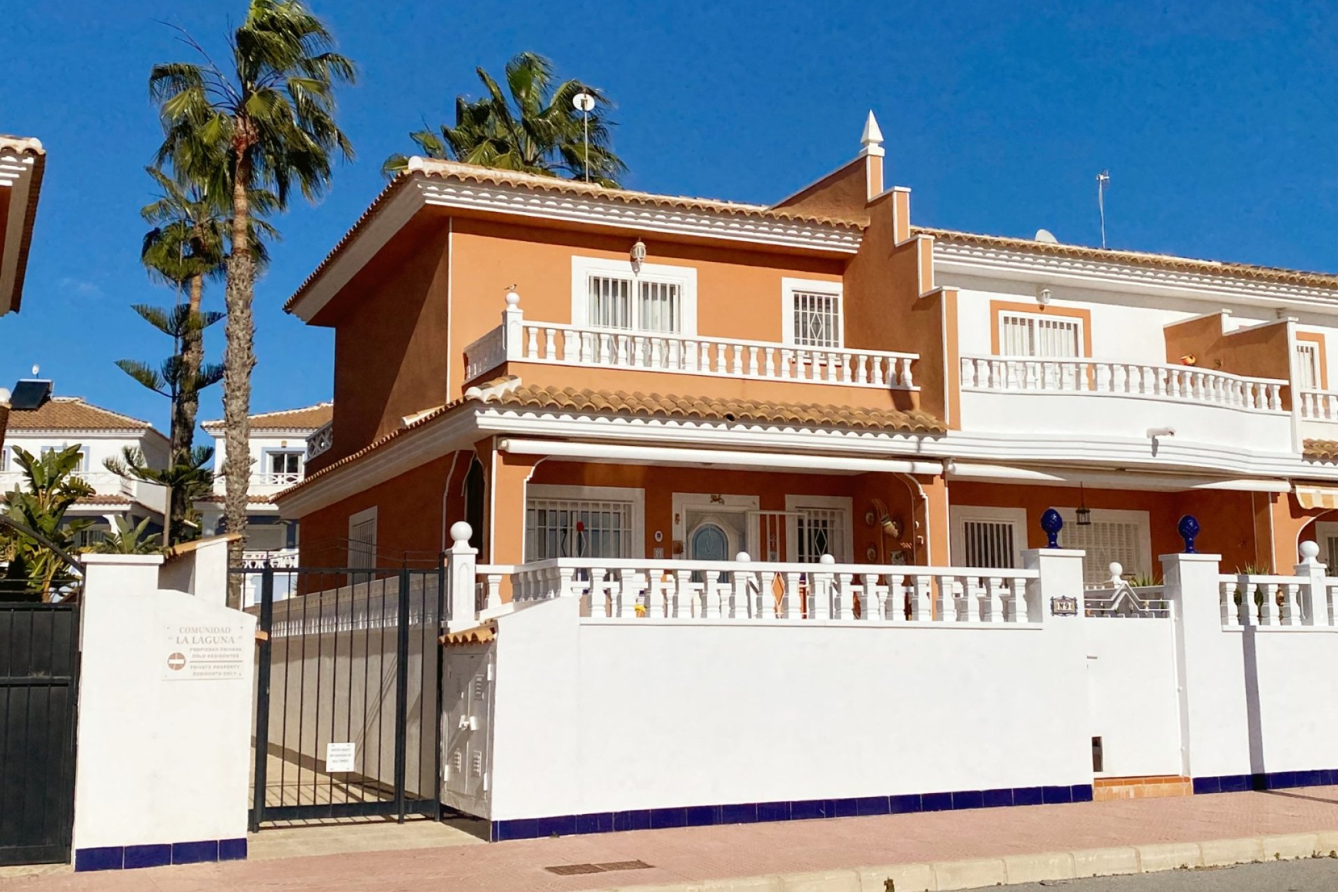 Resale - Semi Detached - Ciudad Quesada - Doña Pepa