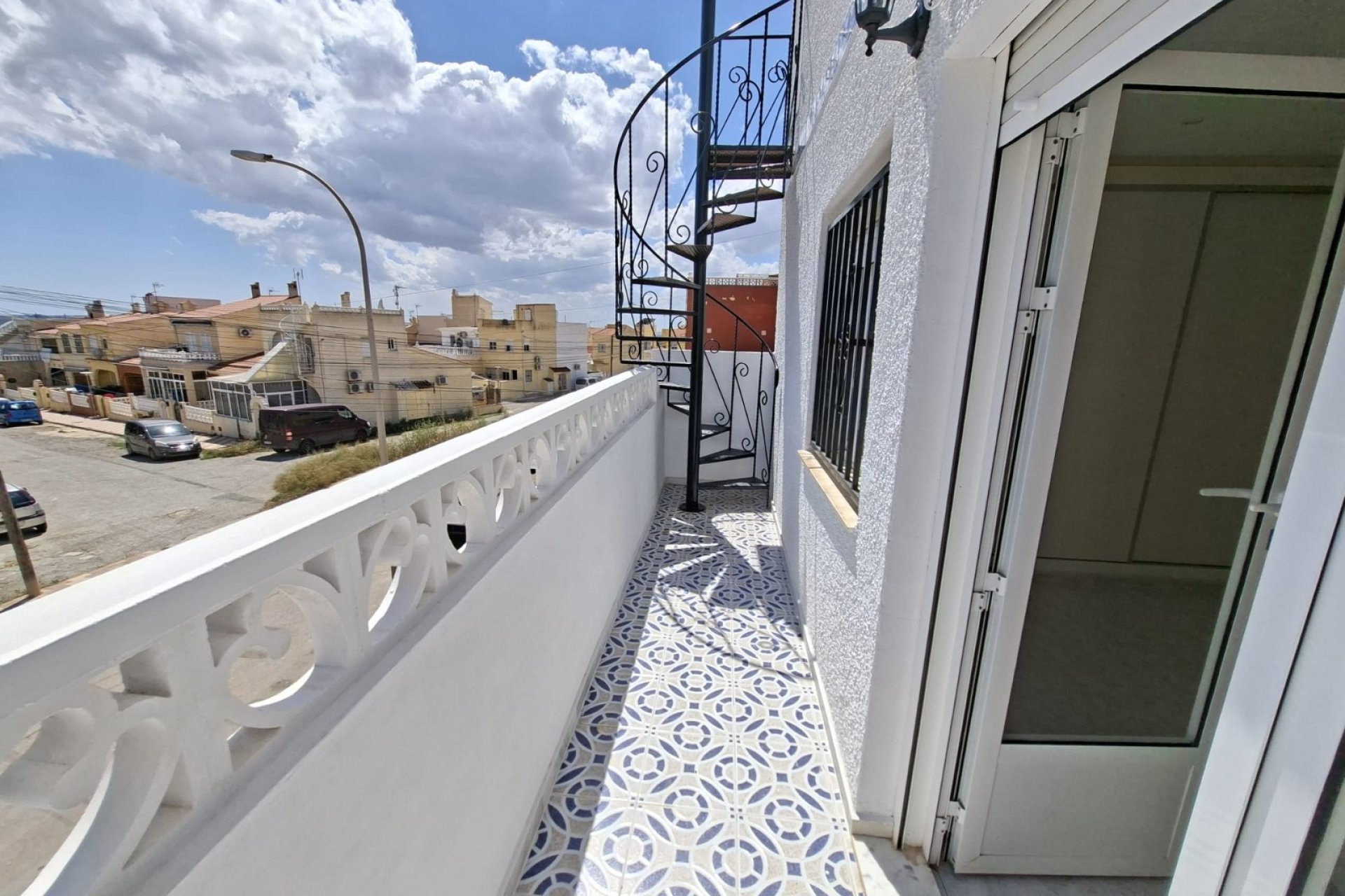 Resale - Semi Detached - La Marina - La Marina - Urbanization
