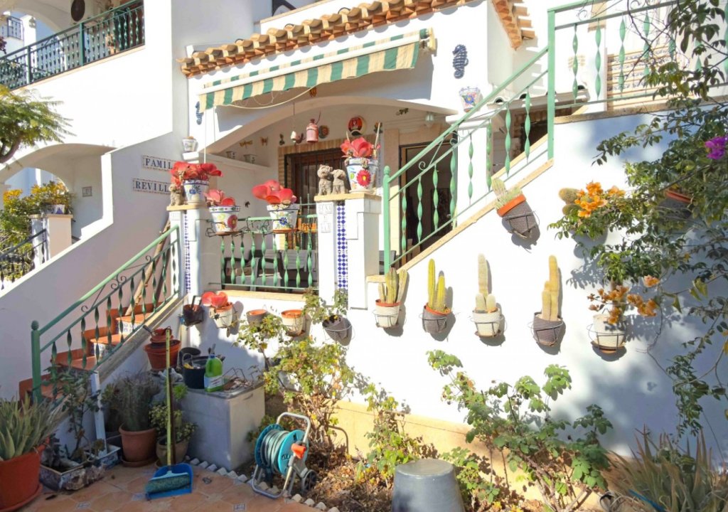 Resale - Semi Detached - Orihuela Costa - Villamartín