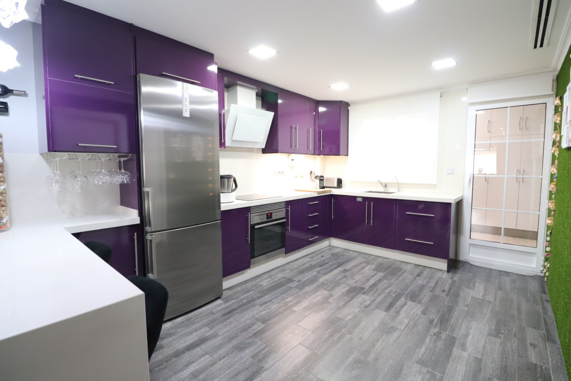 Resale - Semi Detached - Redovan - Redovan - Town