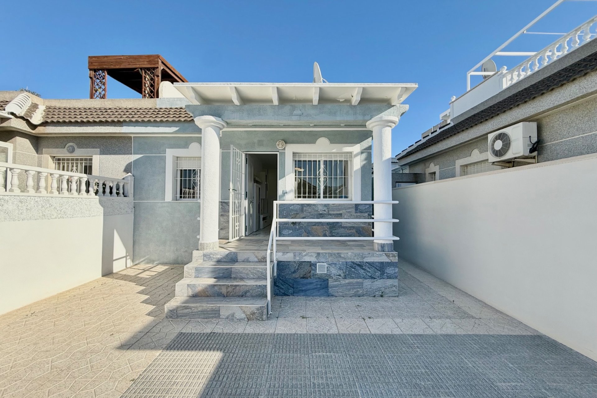 Resale - Semi Detached - Torrevieja - El chaparral