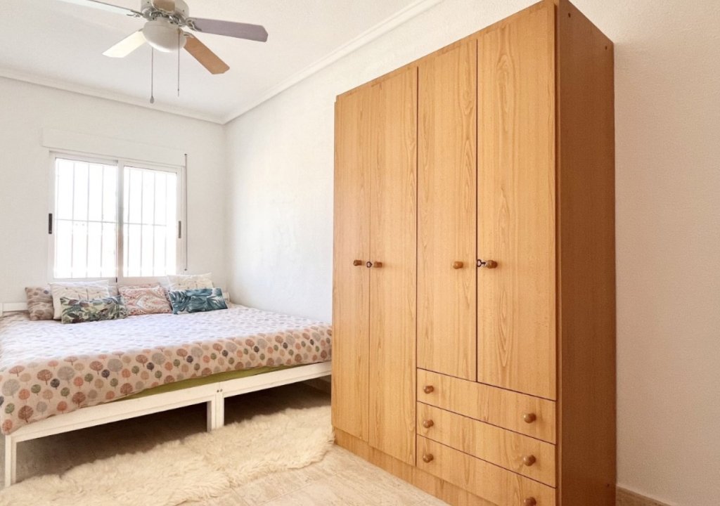 Resale - Semi Detached - Torrevieja - La Siesta - El Salado -  Torreta