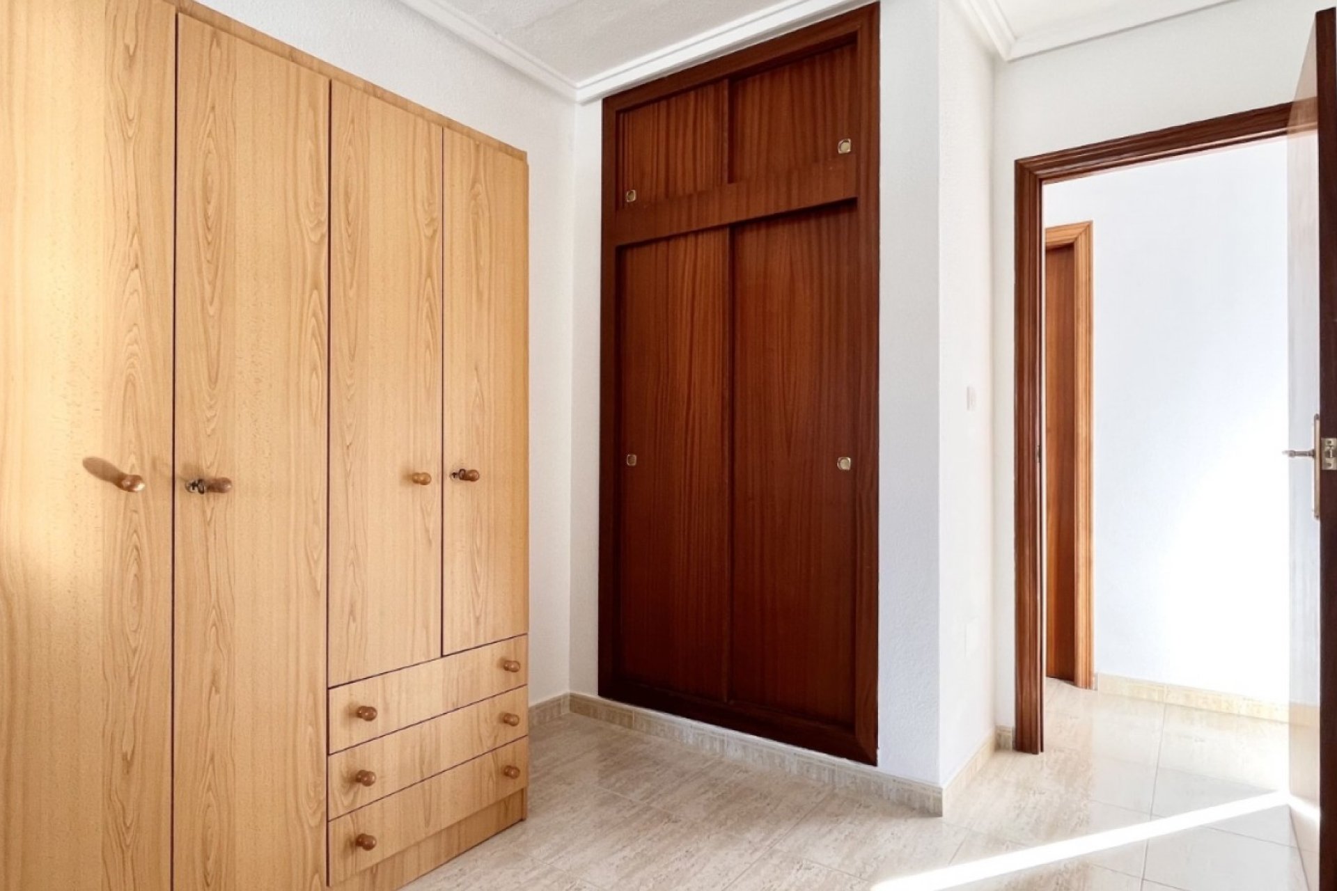 Resale - Semi Detached - Torrevieja - La Siesta - El Salado -  Torreta