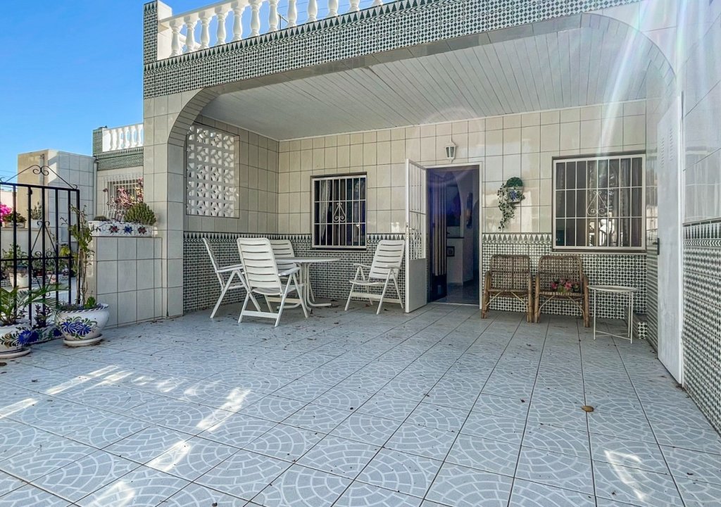 Resale - Semi Detached - Torrevieja - La Siesta - El Salado -  Torreta