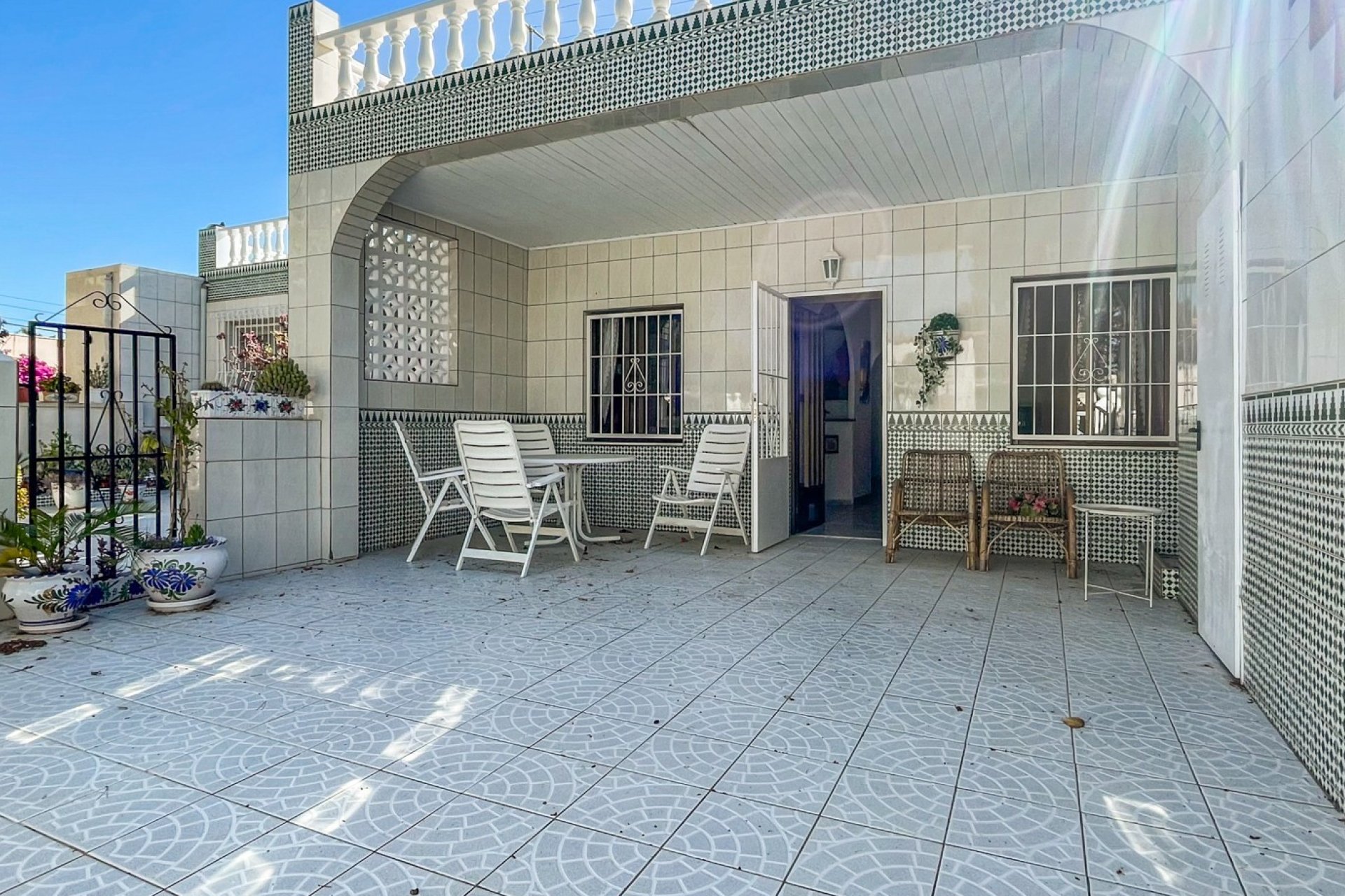 Resale - Semi Detached - Torrevieja - La Siesta - El Salado -  Torreta