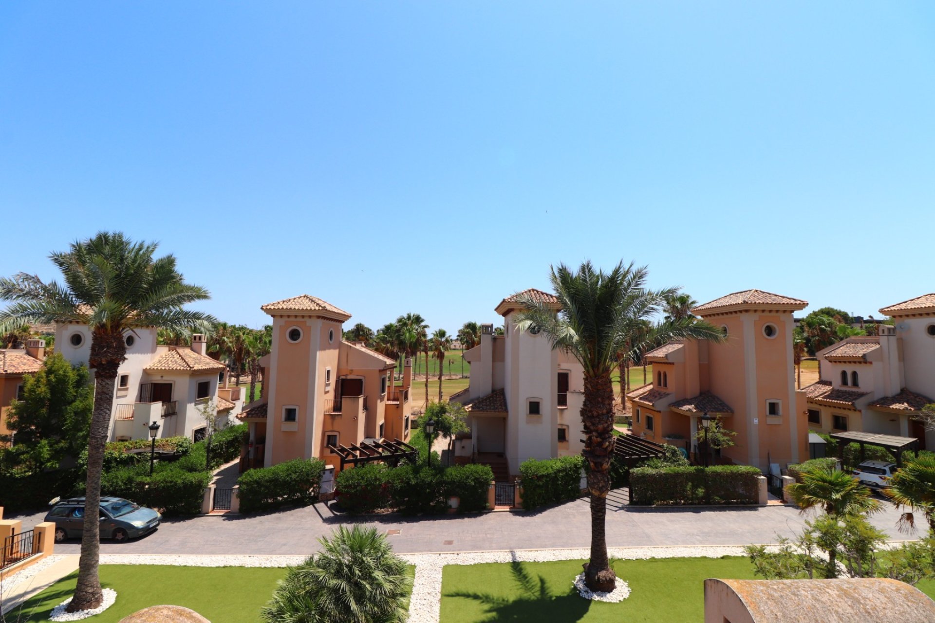 Resale - Semi Detached Villa - Algorfa - La Finca Golf Resort