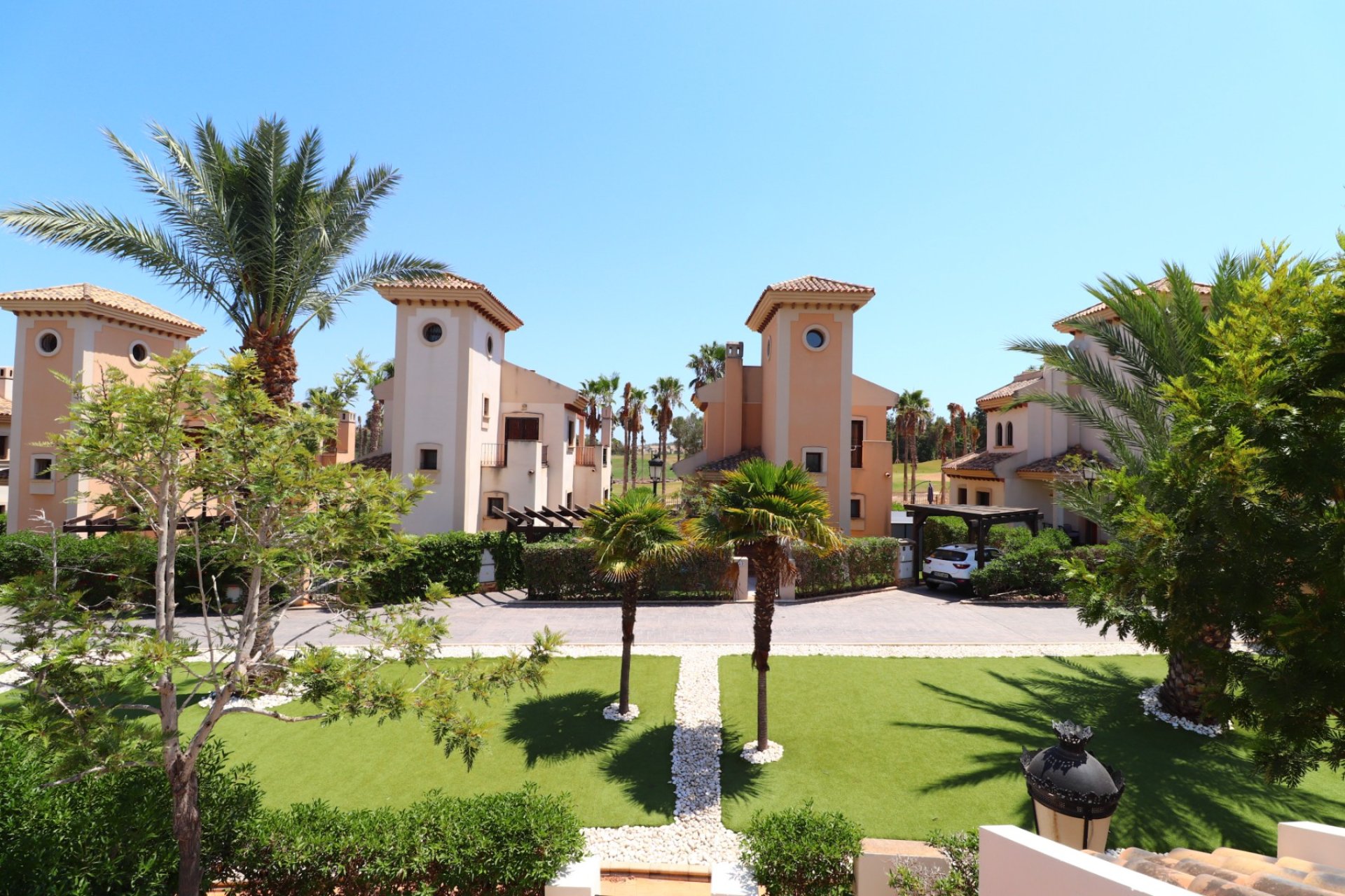 Resale - Semi Detached Villa - Algorfa - La Finca Golf Resort
