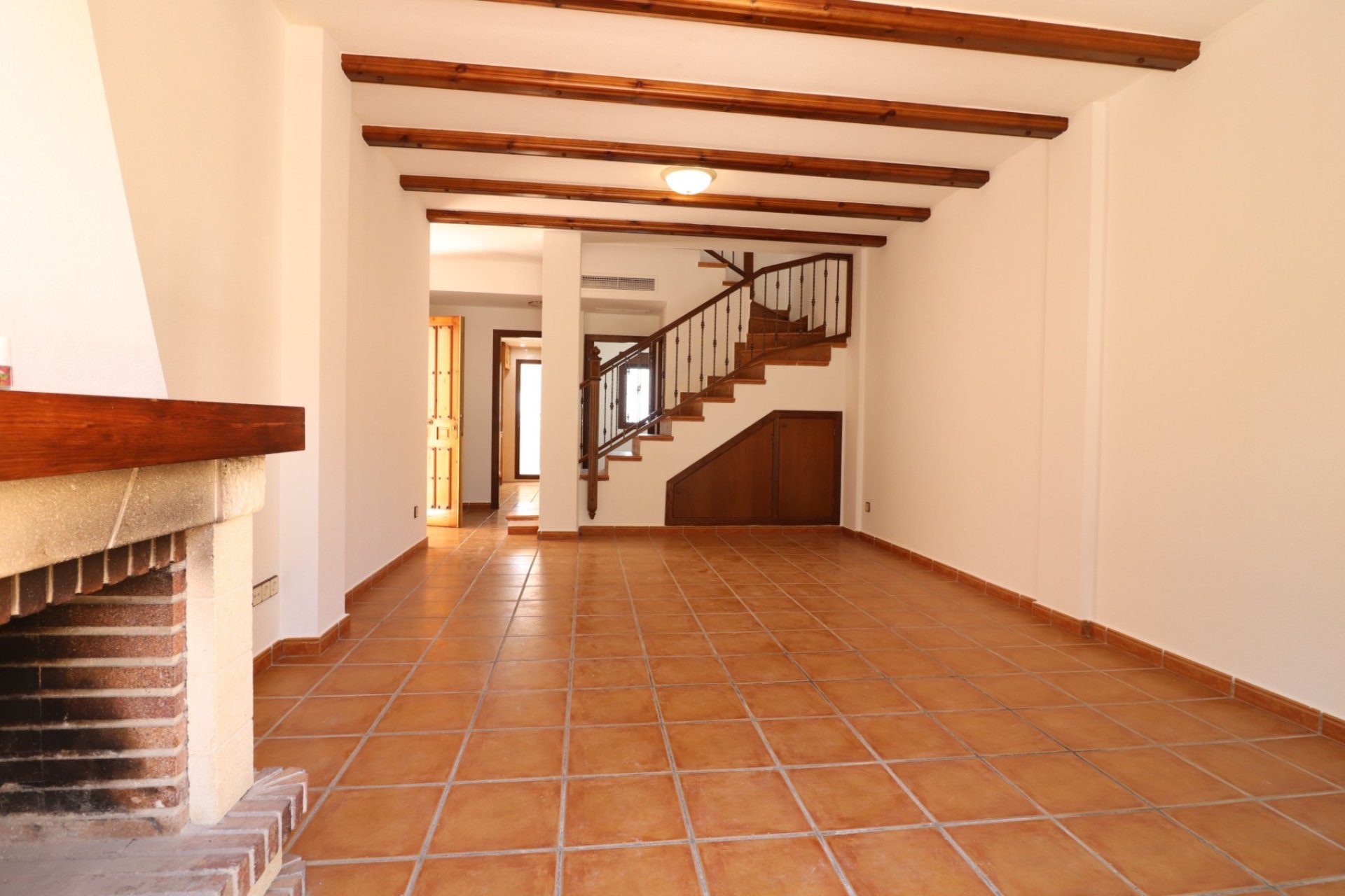 Resale - Semi Detached Villa - Algorfa - La Finca Golf Resort
