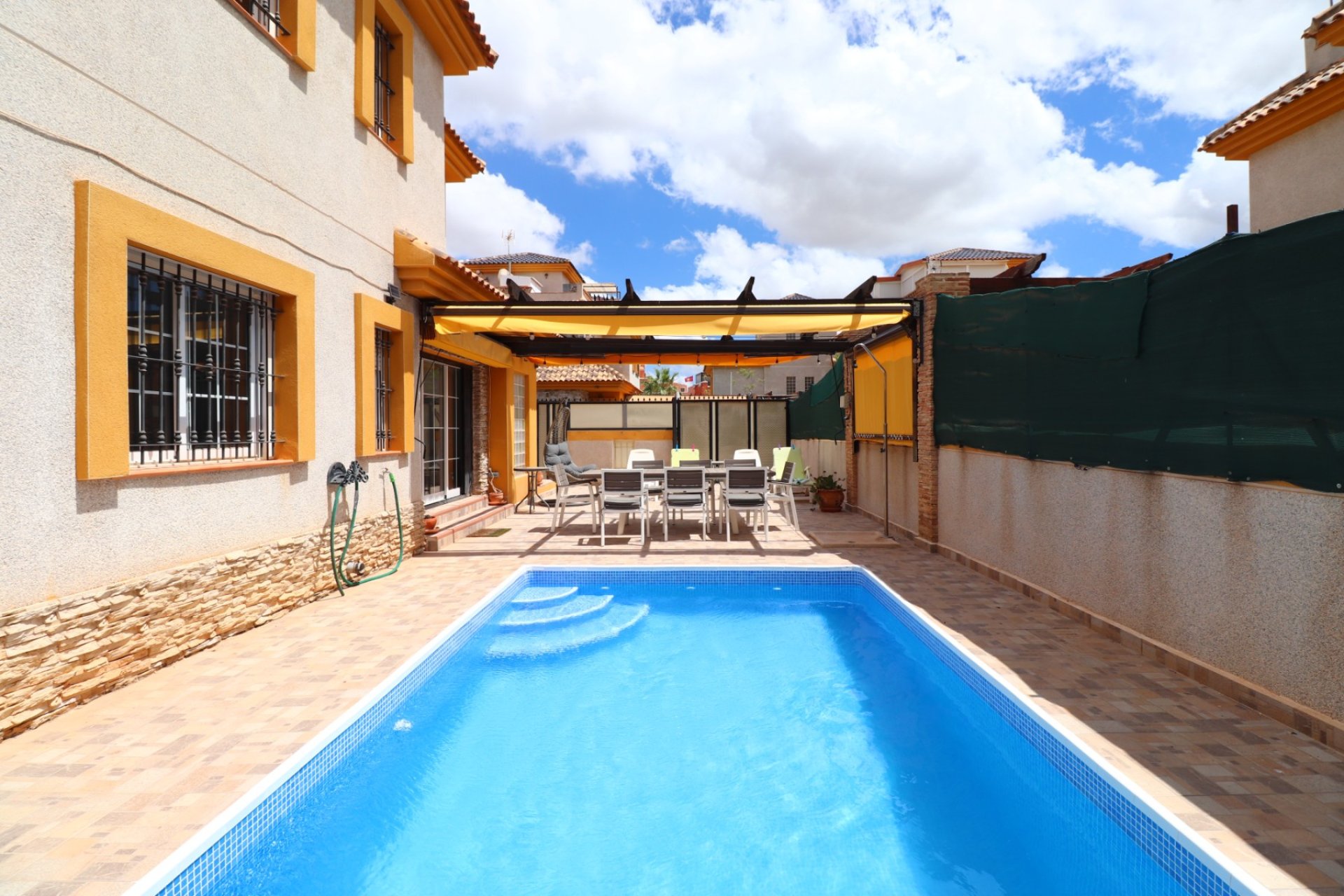 Resale - Semi Detached Villa - Los Montesinos - La Herrada