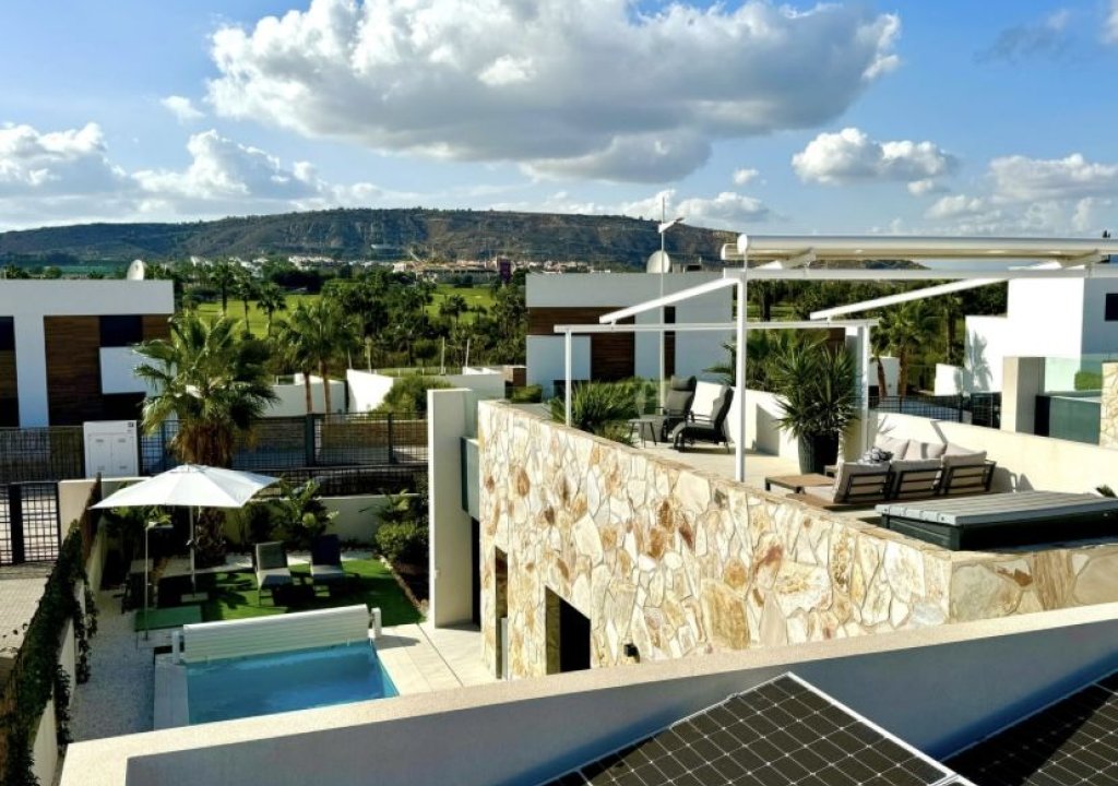 Resale - Villa - Algorfa - La Finca Golf Resort