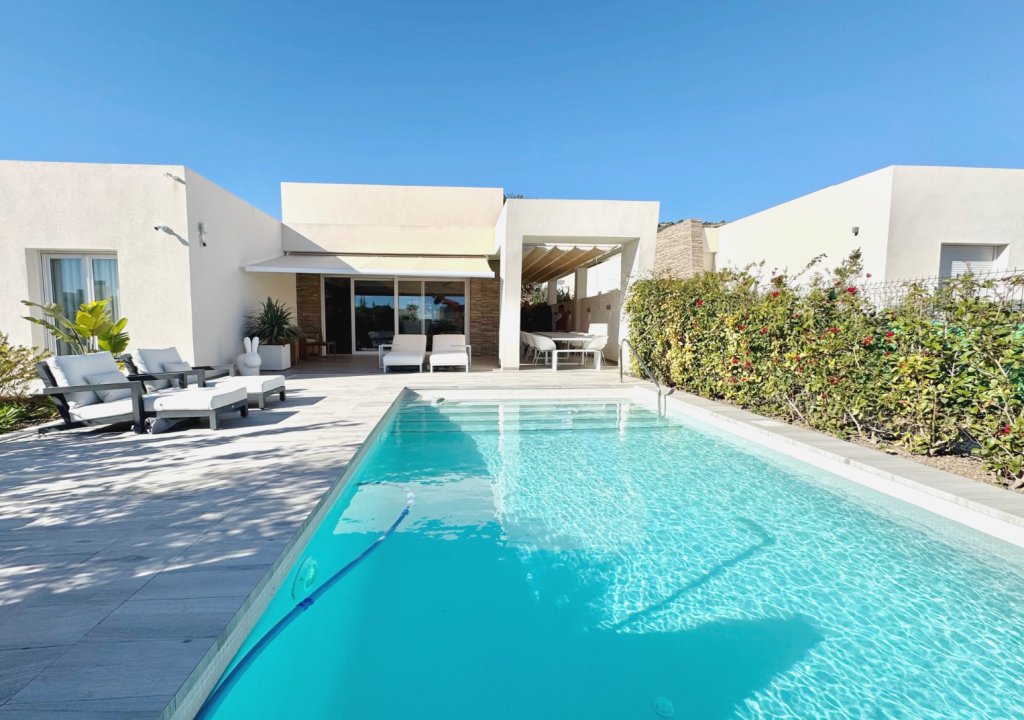 Resale - Villa - Algorfa - La finca golf