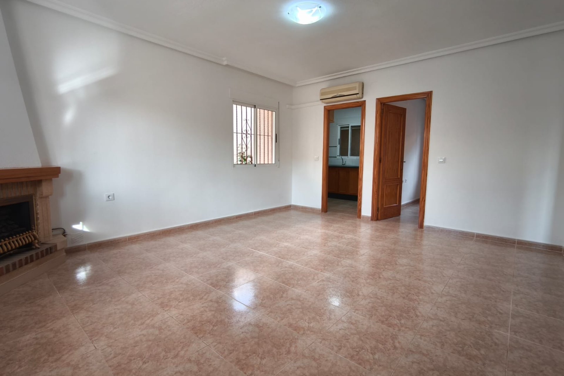 Resale - Villa - Algorfa - Montemar