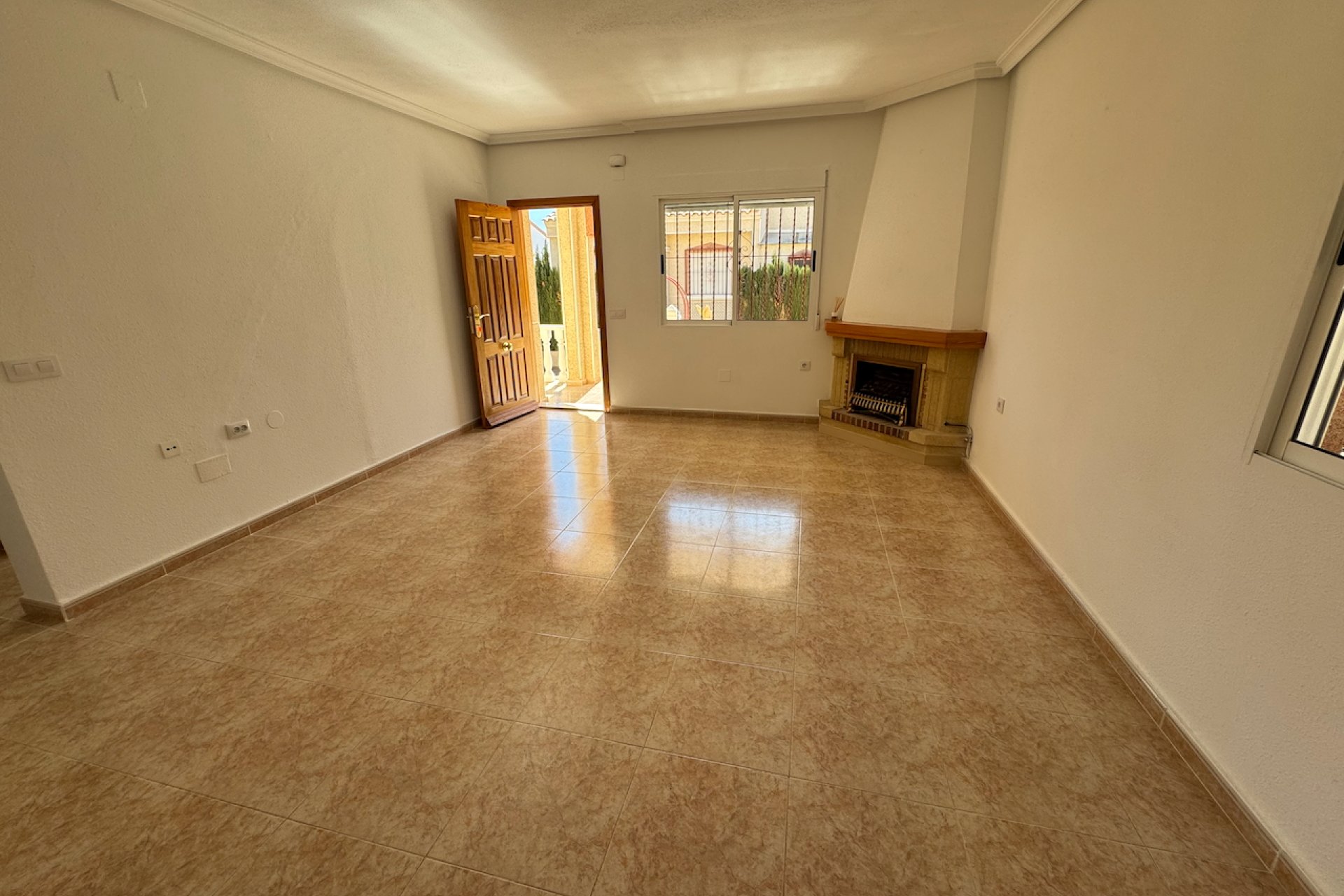 Resale - Villa - Algorfa - Montemar