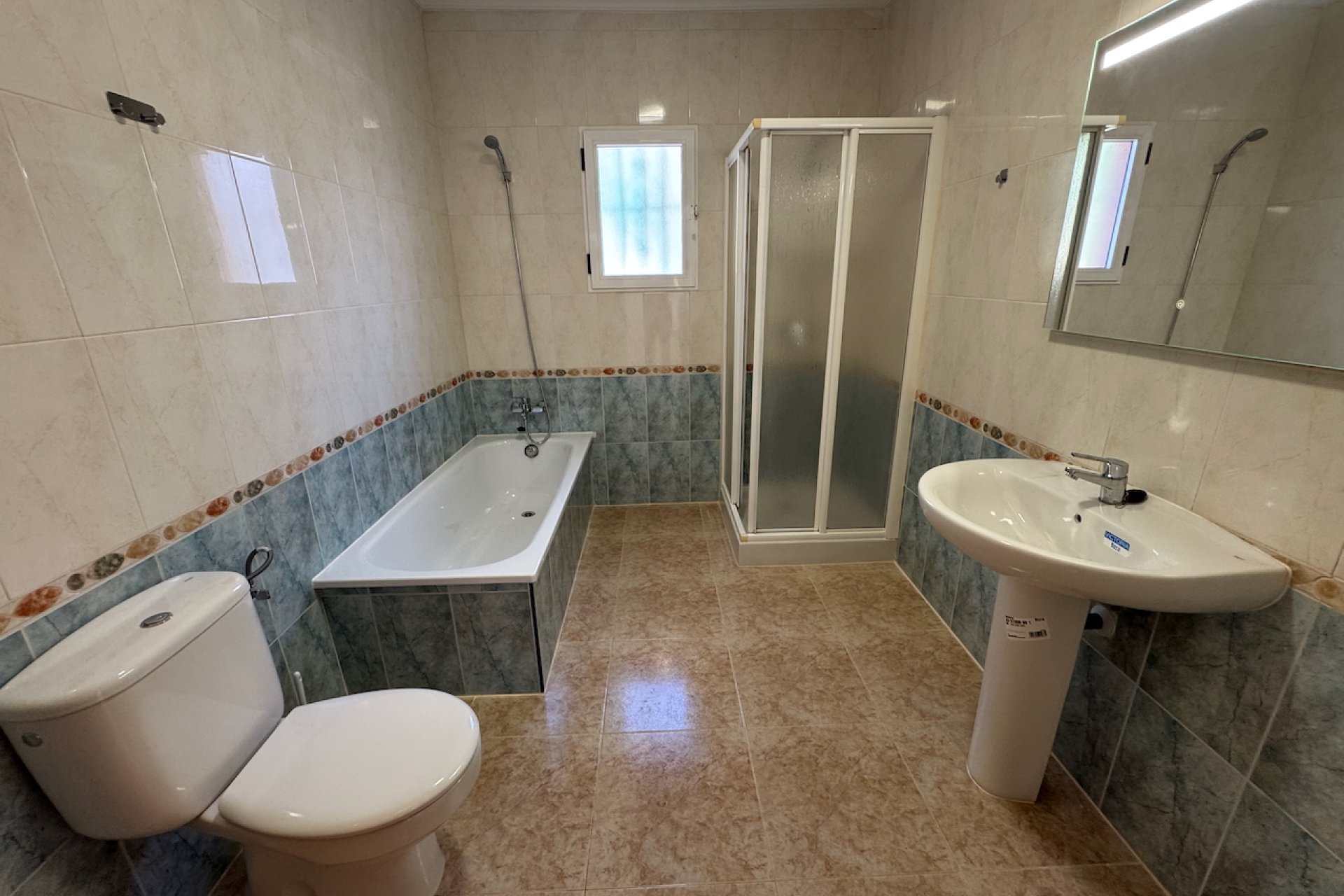 Resale - Villa - Algorfa - Montemar