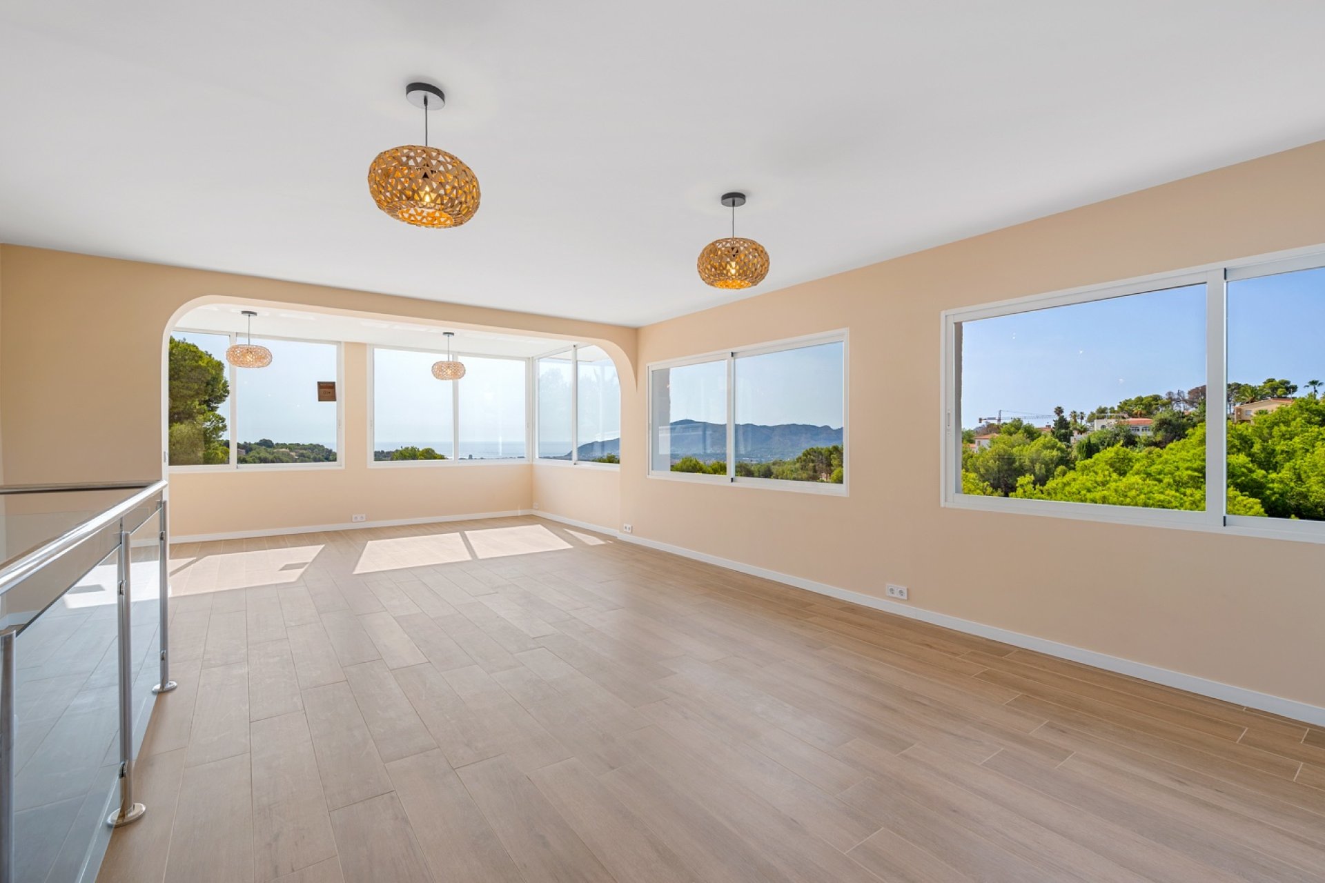 Resale - Villa - Alicante - La Nucía