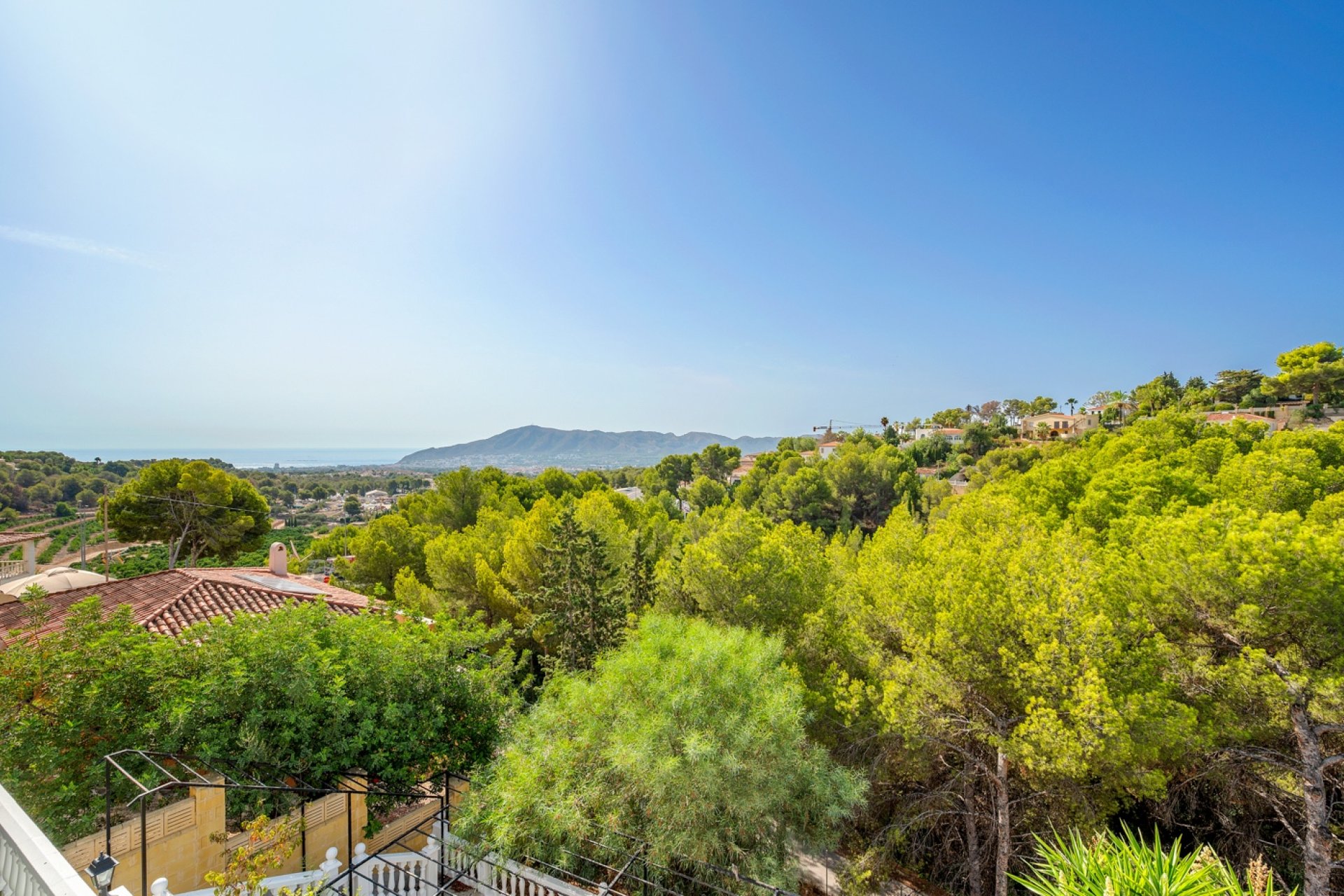 Resale - Villa - Alicante - La Nucía