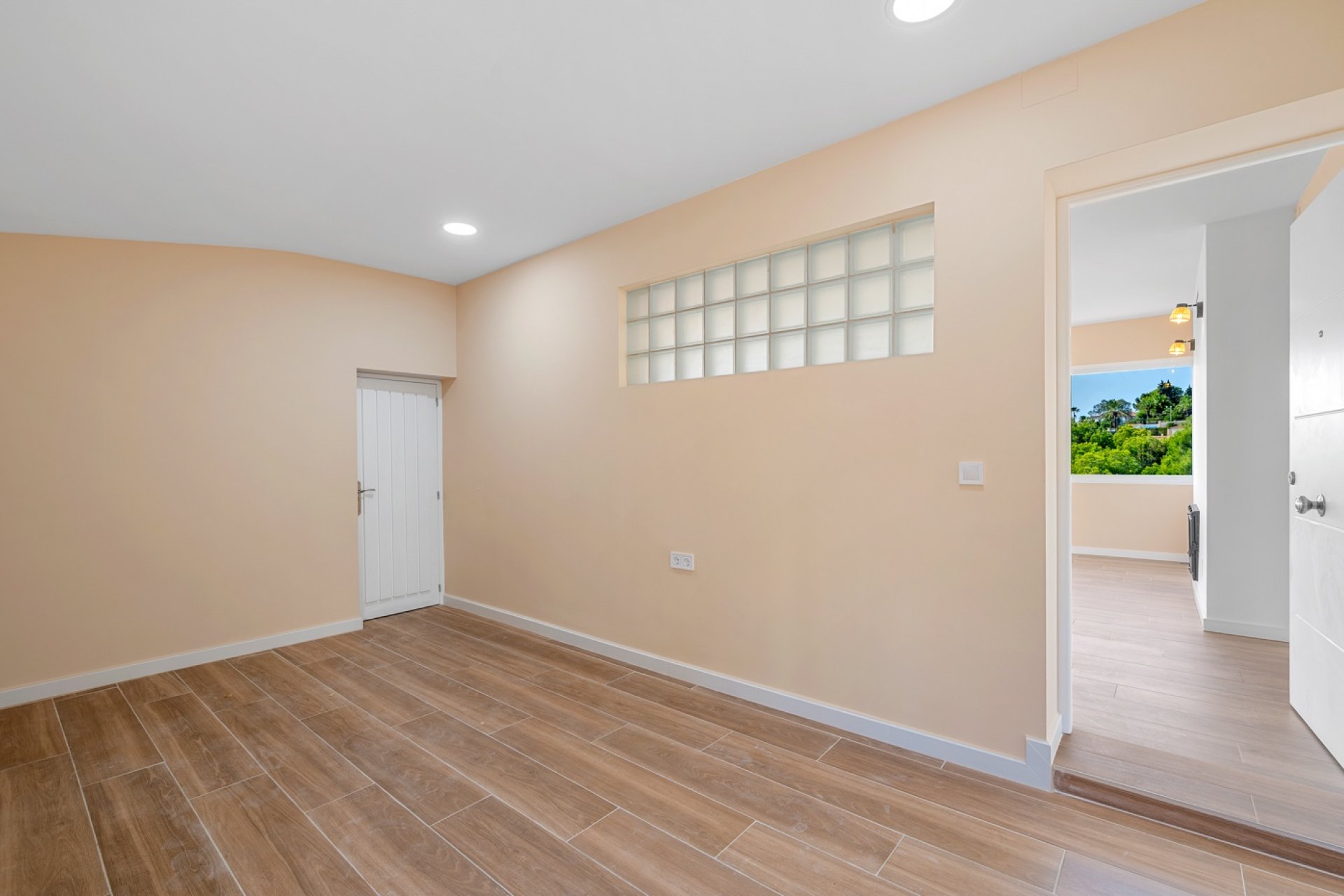 Resale - Villa - Alicante - La Nucía