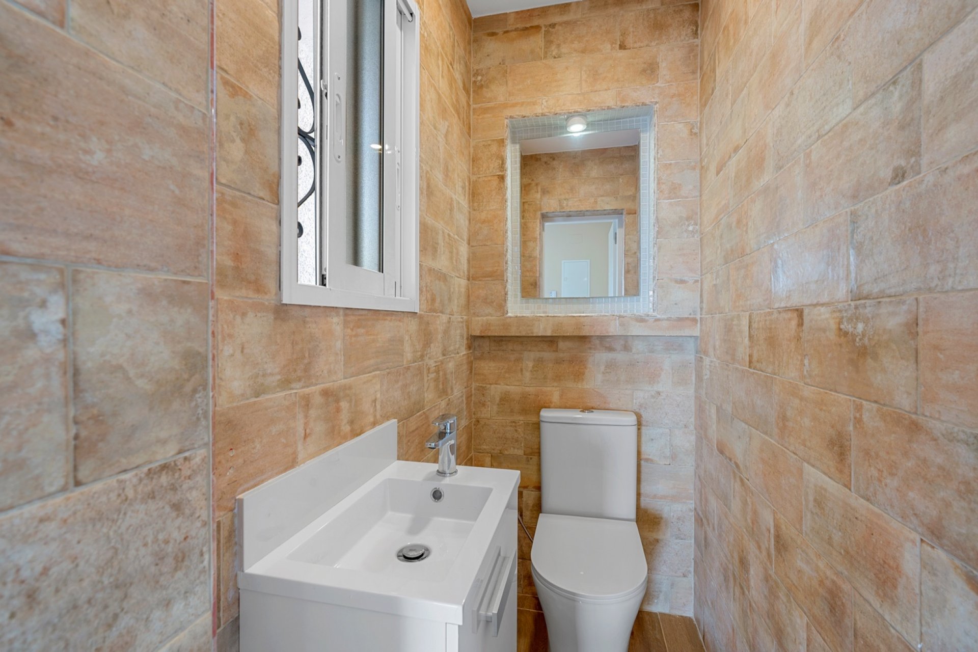 Resale - Villa - Alicante - La Nucía