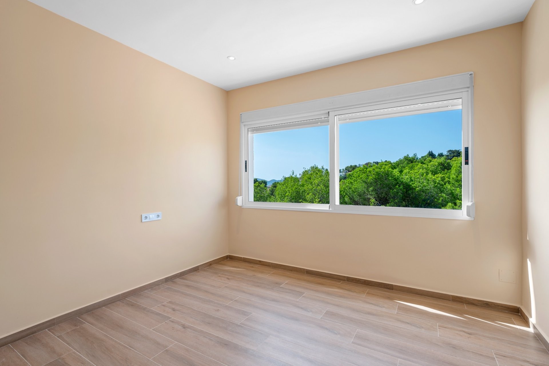 Resale - Villa - Alicante - La Nucía