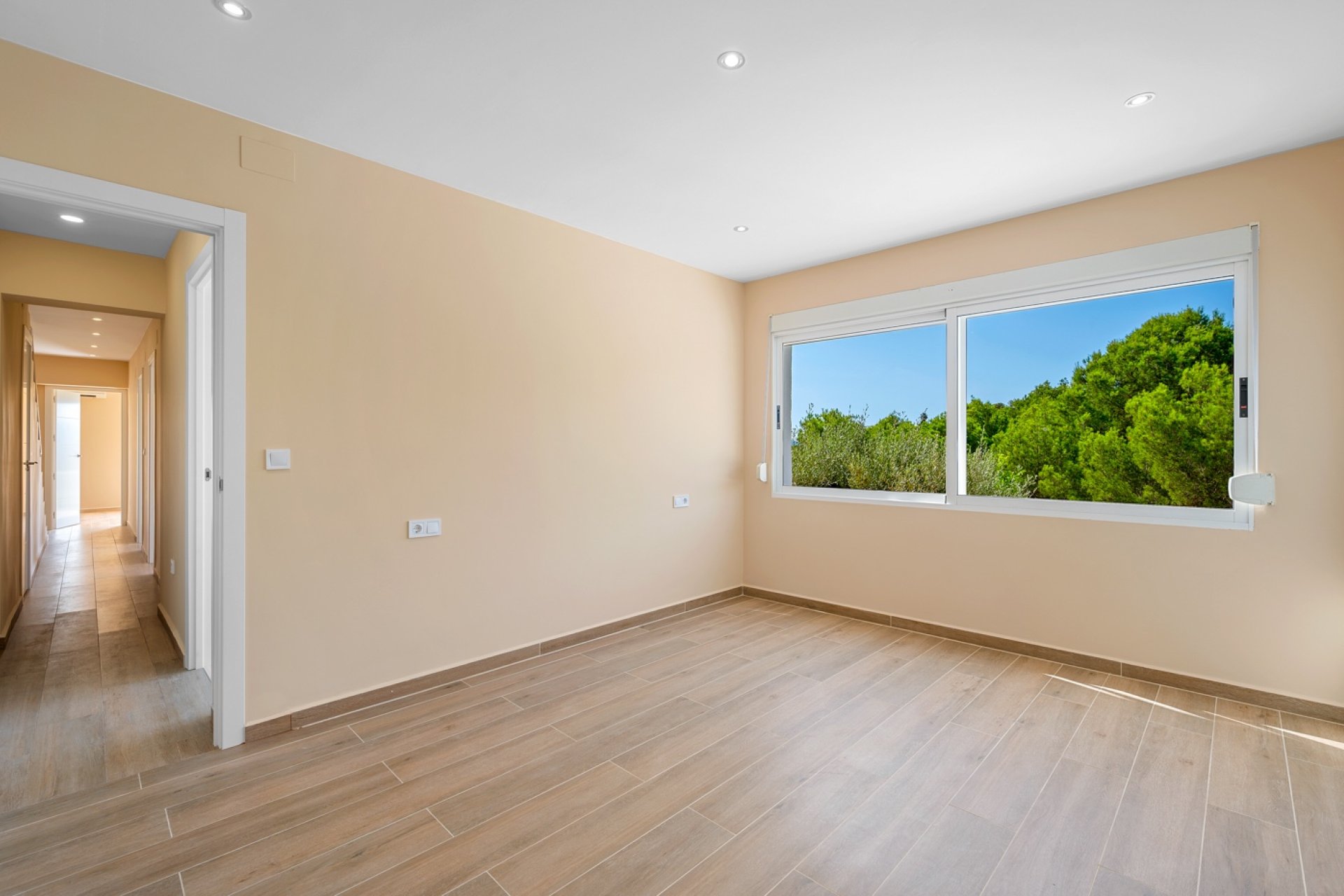 Resale - Villa - Alicante - La Nucía