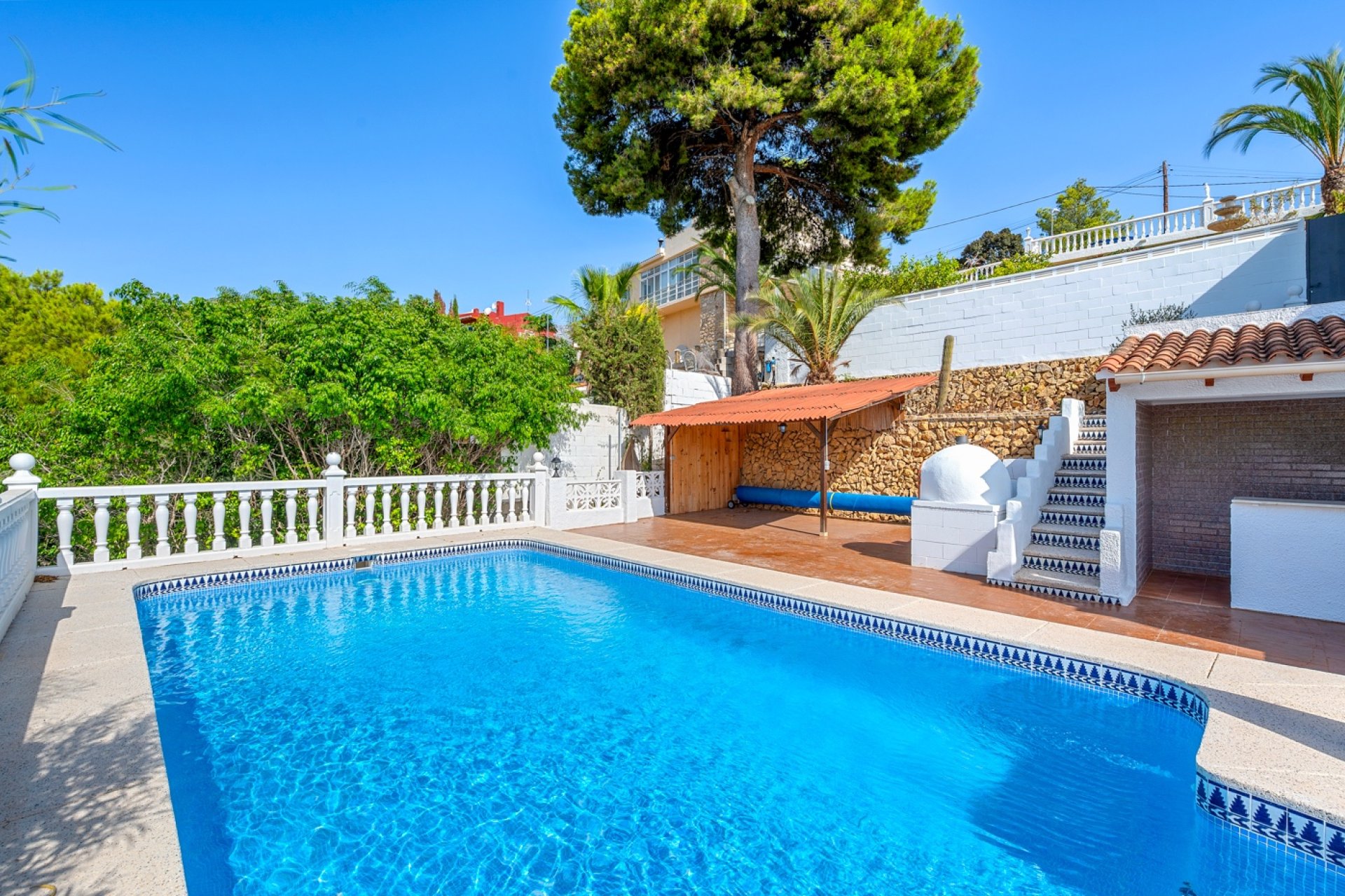 Resale - Villa - Alicante - La Nucía
