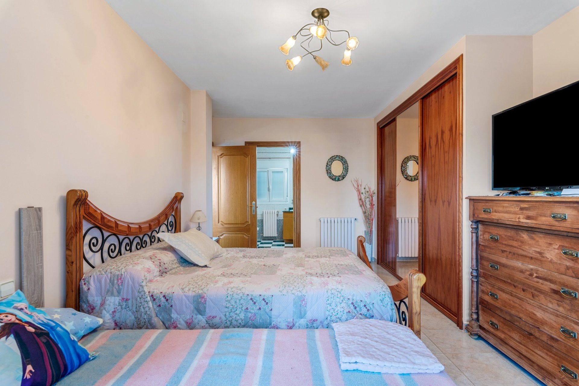 Resale - Villa - Alicante - Polop