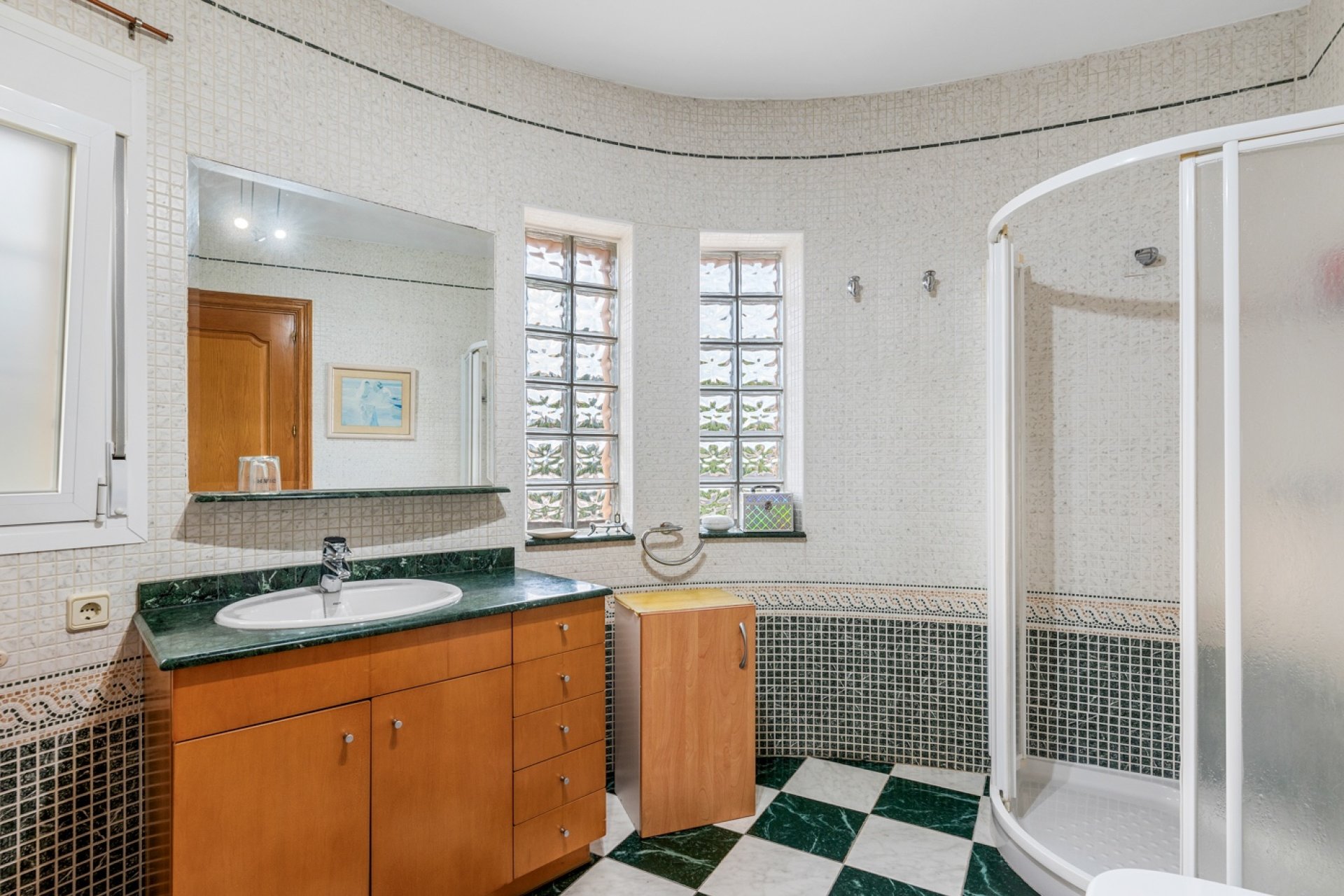 Resale - Villa - Alicante - Polop
