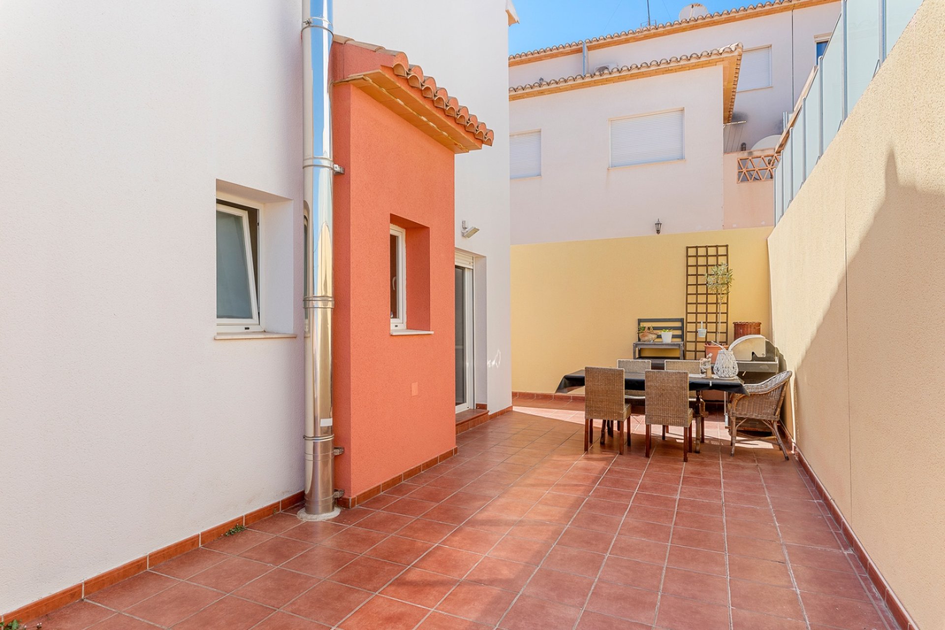 Resale - Villa - Benidorm - Alfas del Pí