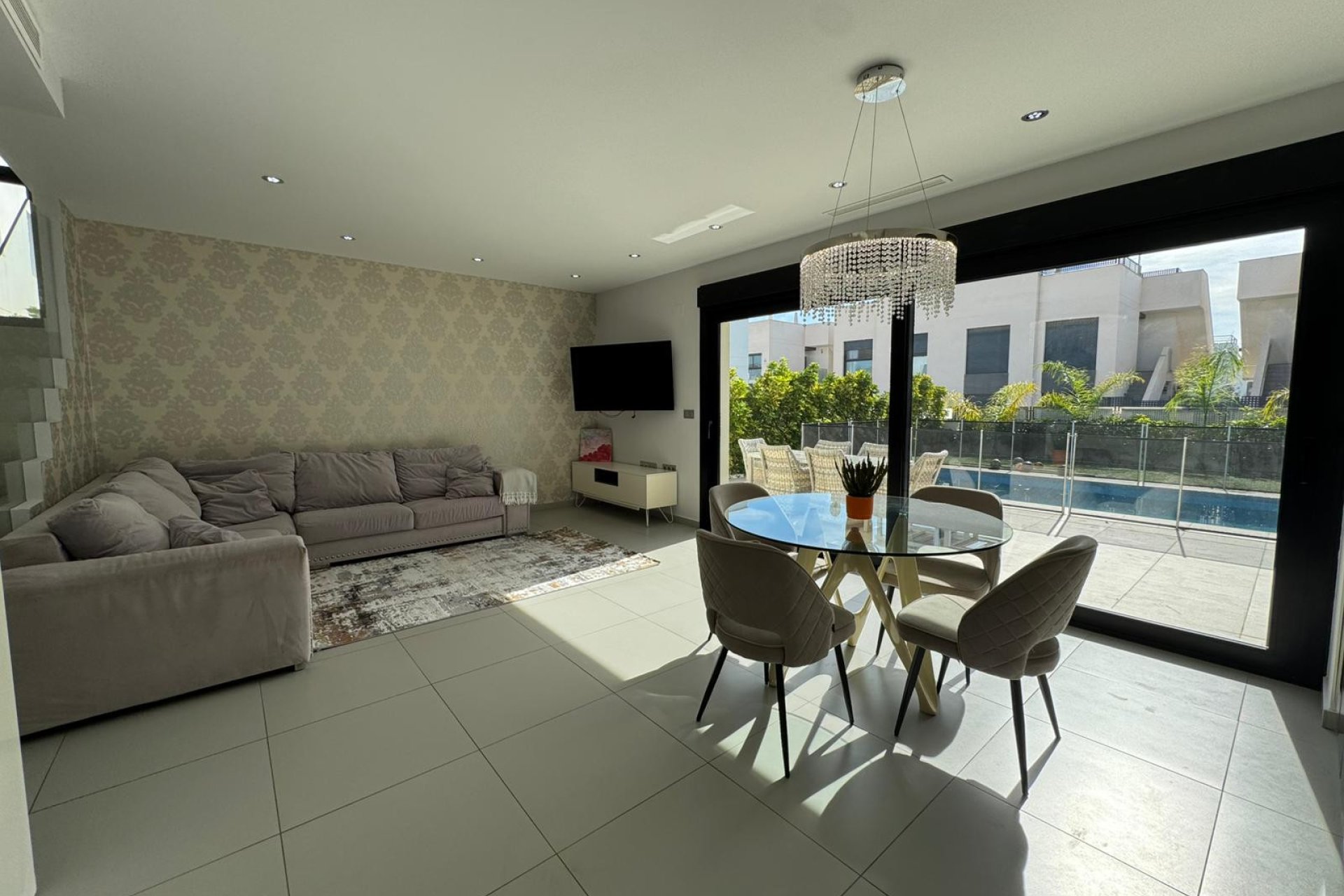 Resale - Villa - Ciudad Quesada - Pueblo Bravo