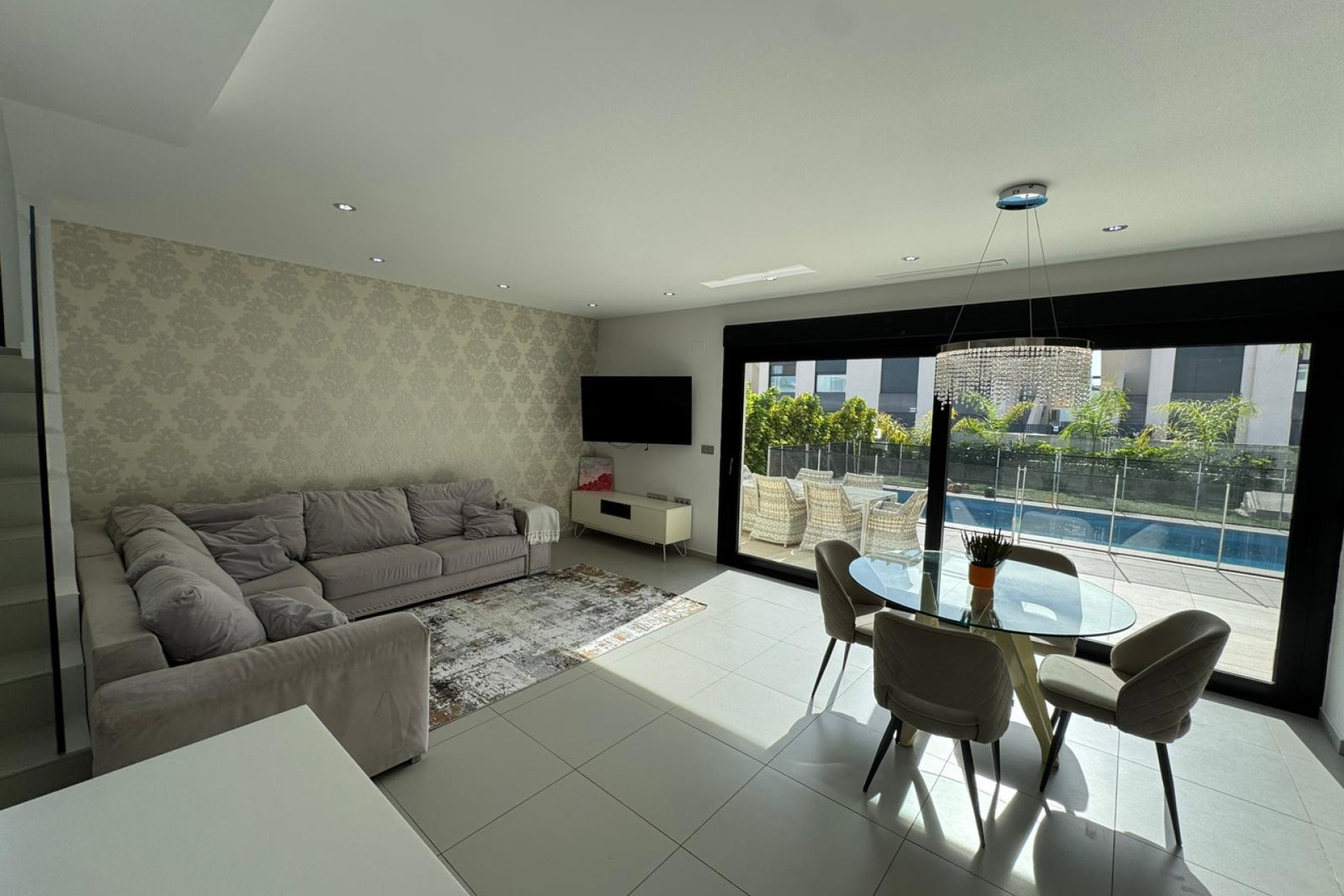 Resale - Villa - Ciudad Quesada - Pueblo Bravo