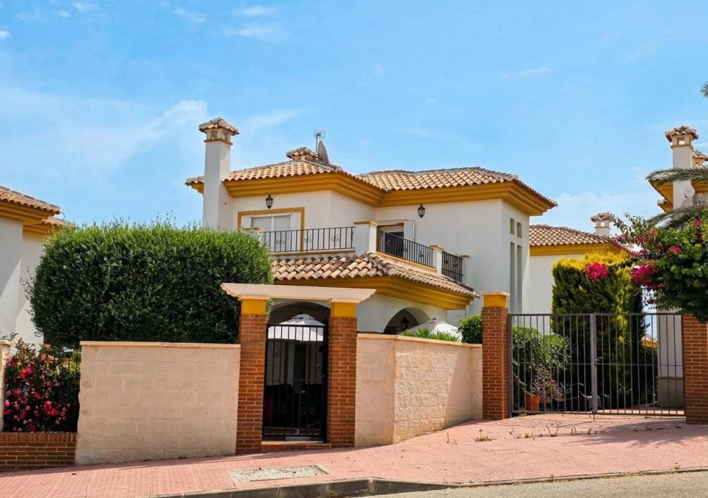 Resale - Villa - Ciudad Quesada - Pueblo Lucero
