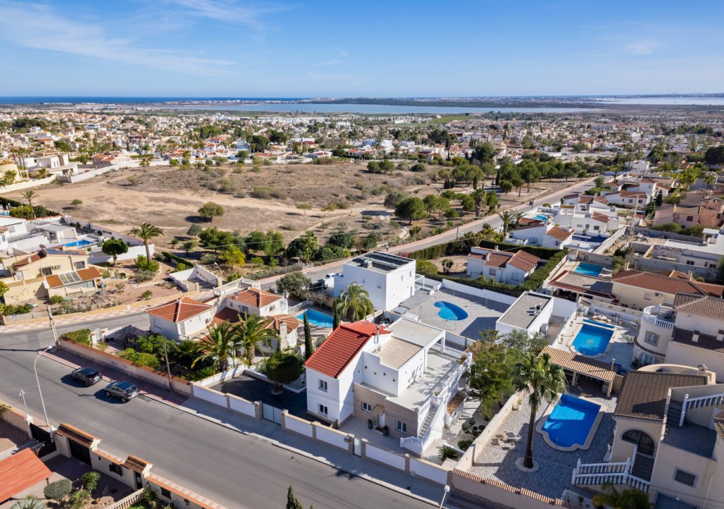 Resale - Villa - Ciudad Quesada - Rojales